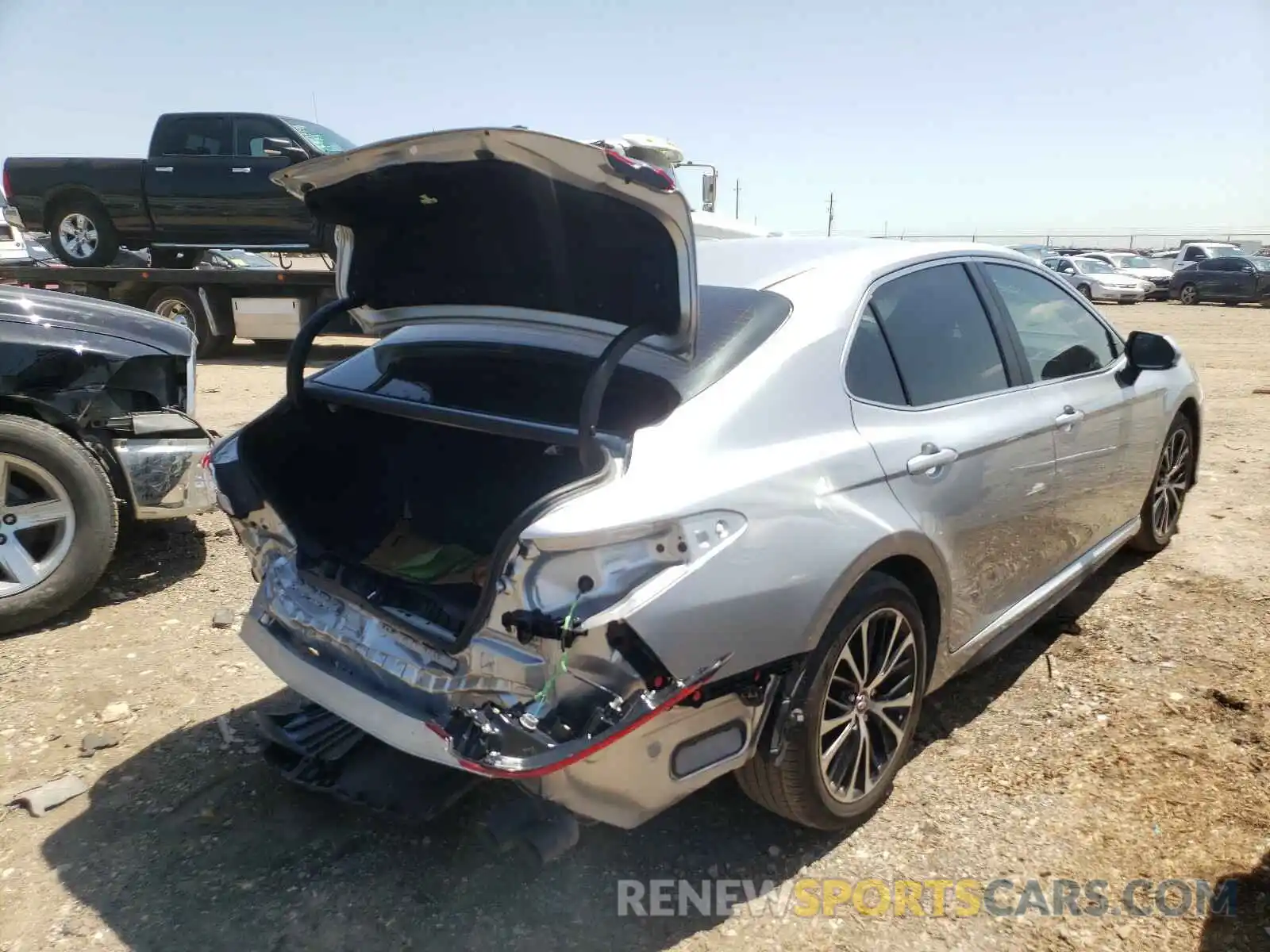 4 Photograph of a damaged car 4T1G11AKXLU935696 TOYOTA CAMRY 2020