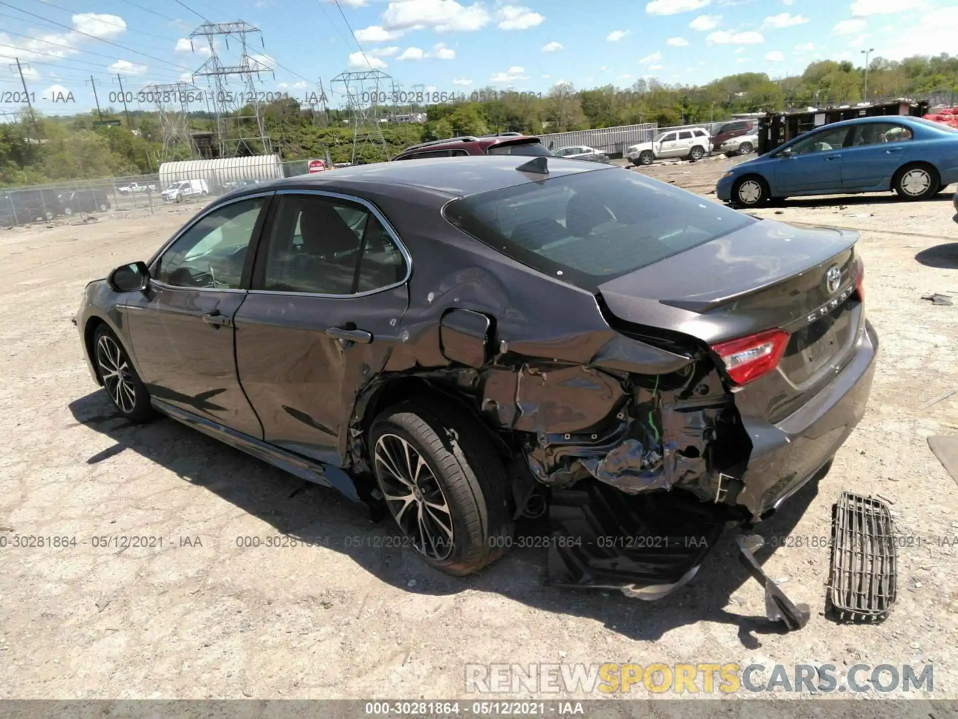 3 Photograph of a damaged car 4T1G11AKXLU938212 TOYOTA CAMRY 2020