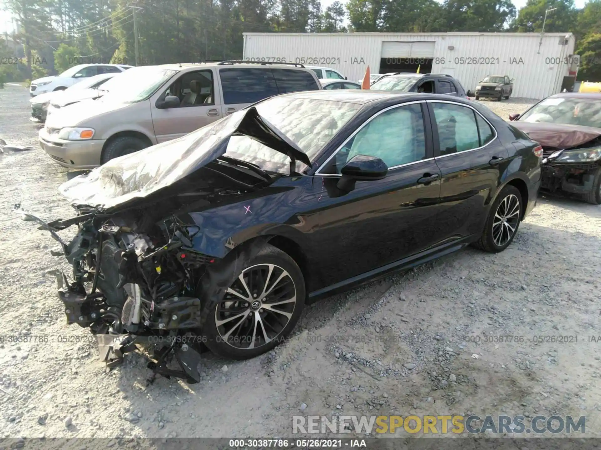 2 Photograph of a damaged car 4T1G11AKXLU939134 TOYOTA CAMRY 2020