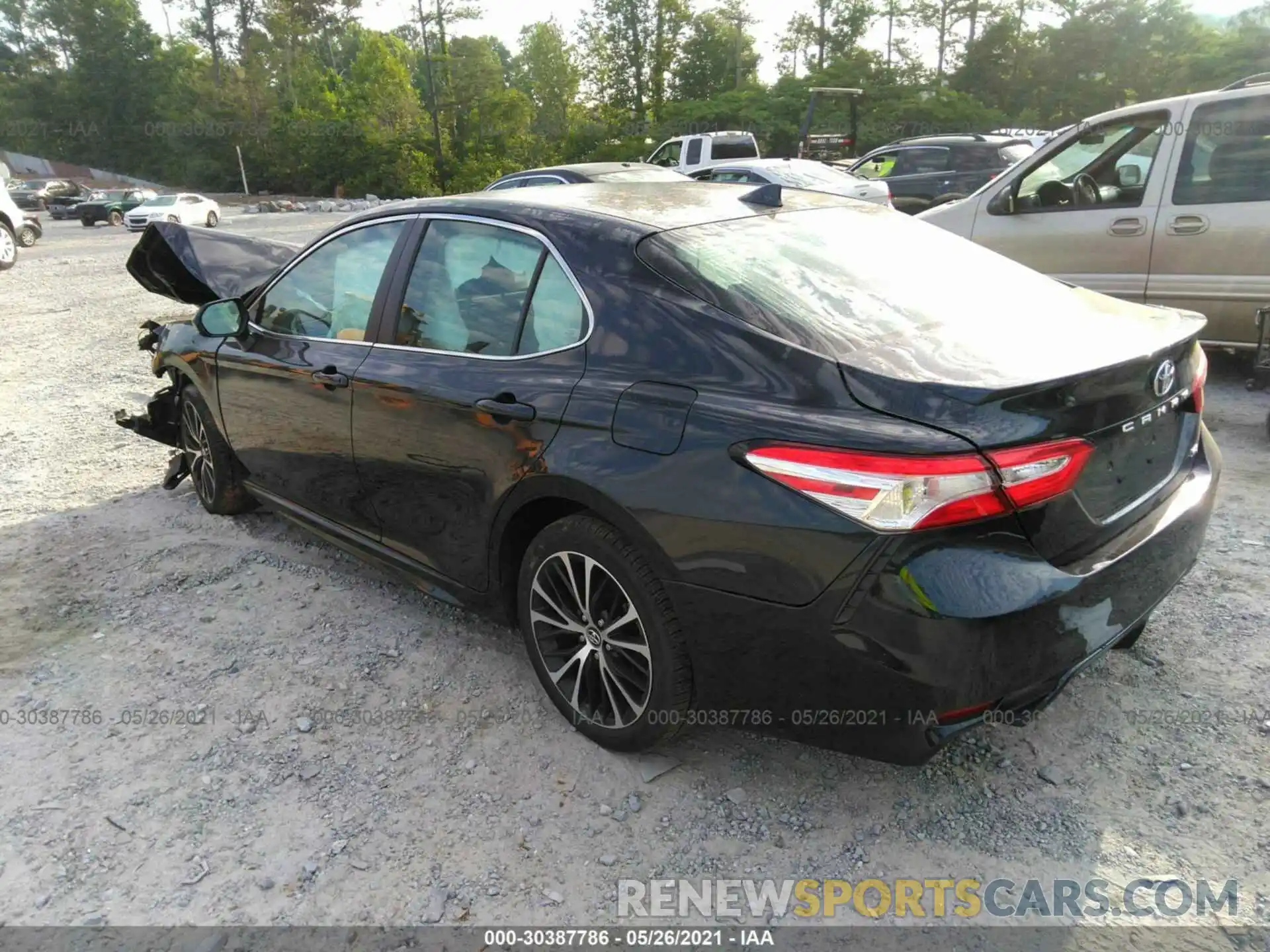 3 Photograph of a damaged car 4T1G11AKXLU939134 TOYOTA CAMRY 2020