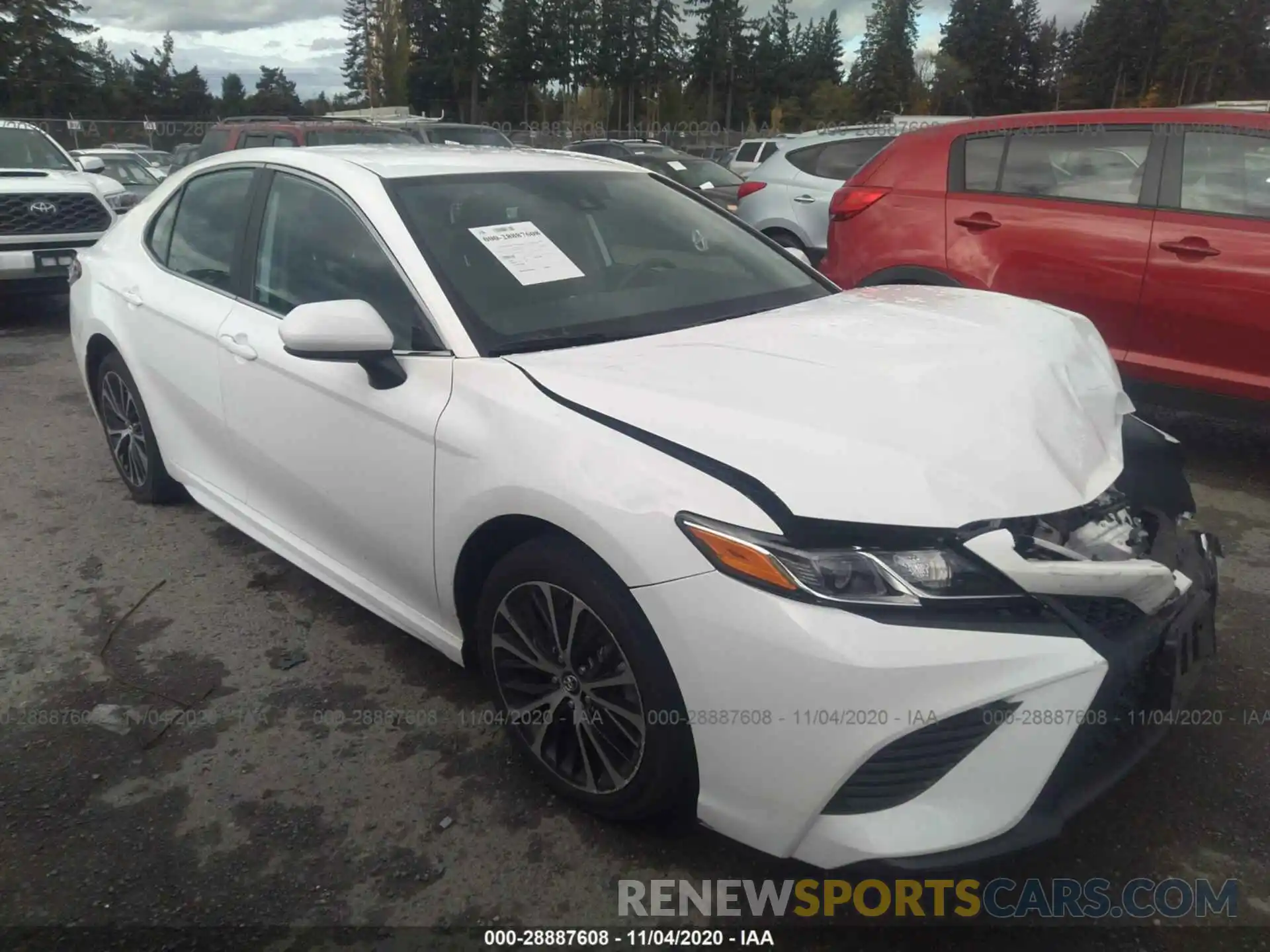 1 Photograph of a damaged car 4T1G11AKXLU944849 TOYOTA CAMRY 2020