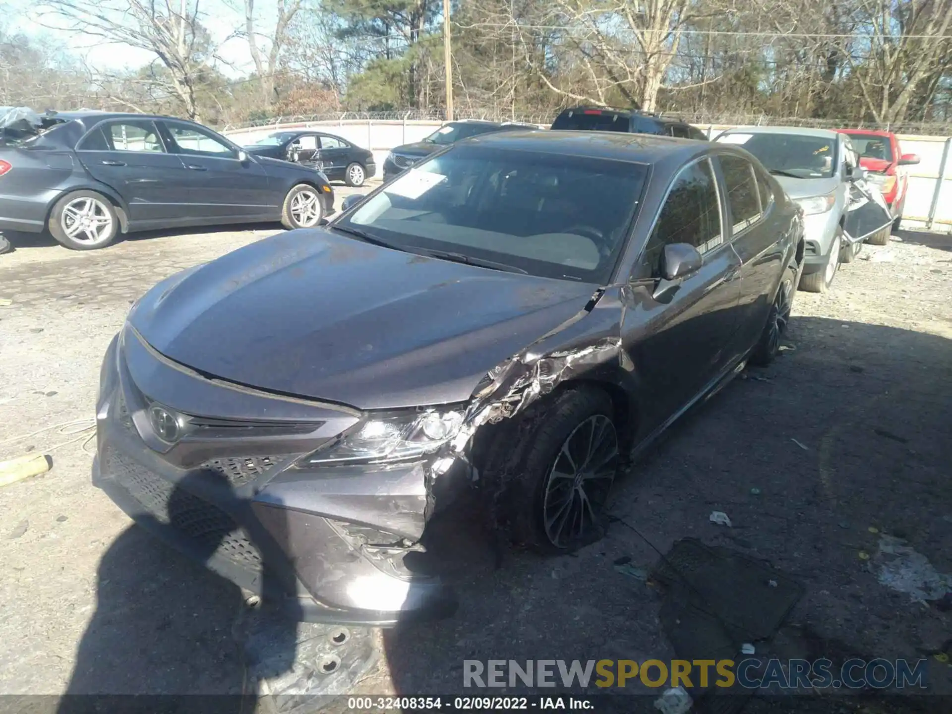 2 Photograph of a damaged car 4T1G11AKXLU945158 TOYOTA CAMRY 2020