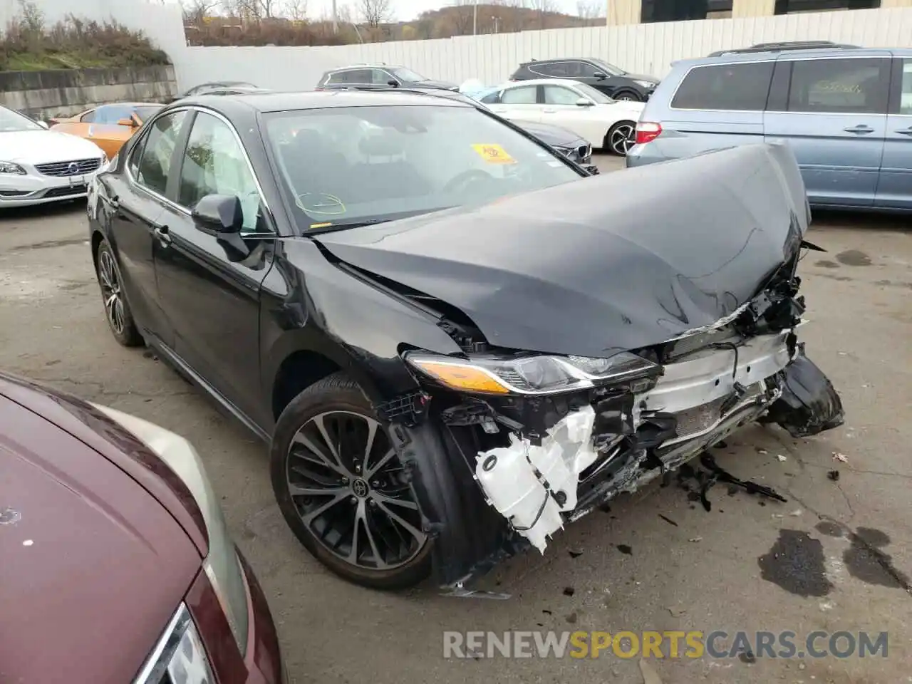 1 Photograph of a damaged car 4T1G11AKXLU946195 TOYOTA CAMRY 2020