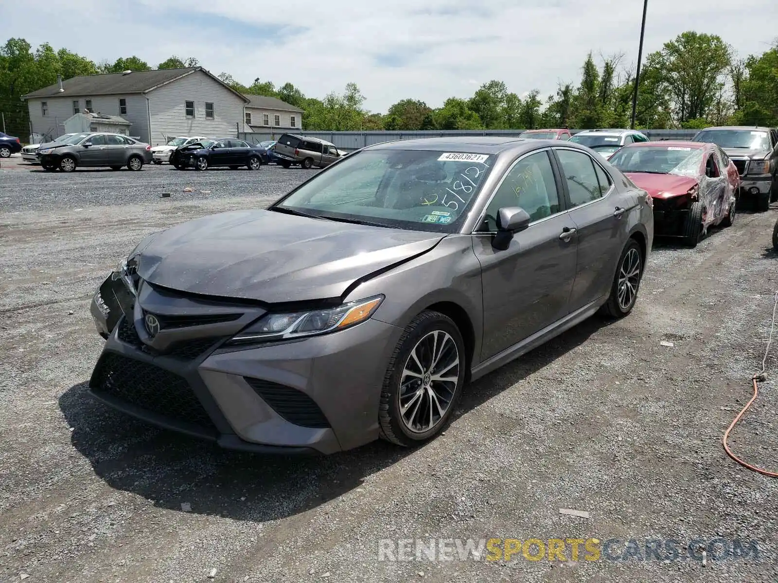 2 Photograph of a damaged car 4T1G11AKXLU948285 TOYOTA CAMRY 2020