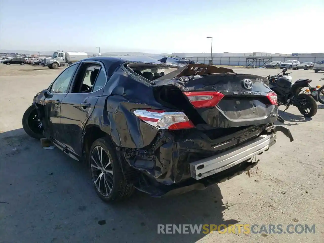 3 Photograph of a damaged car 4T1G11AKXLU948528 TOYOTA CAMRY 2020