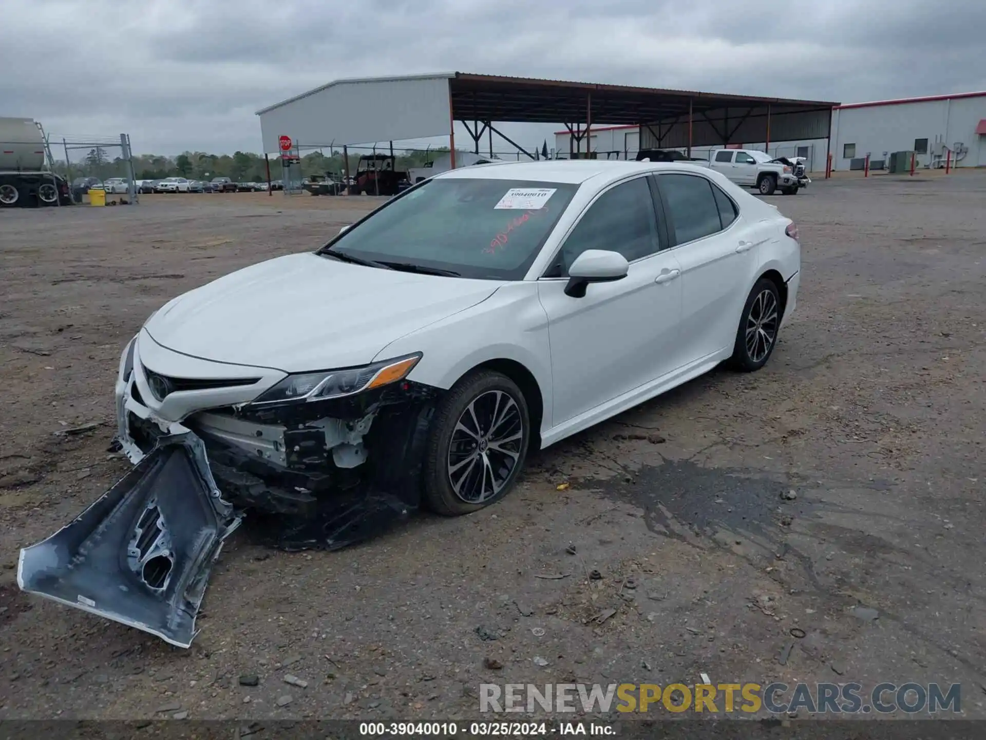 2 Photograph of a damaged car 4T1G11AKXLU951087 TOYOTA CAMRY 2020