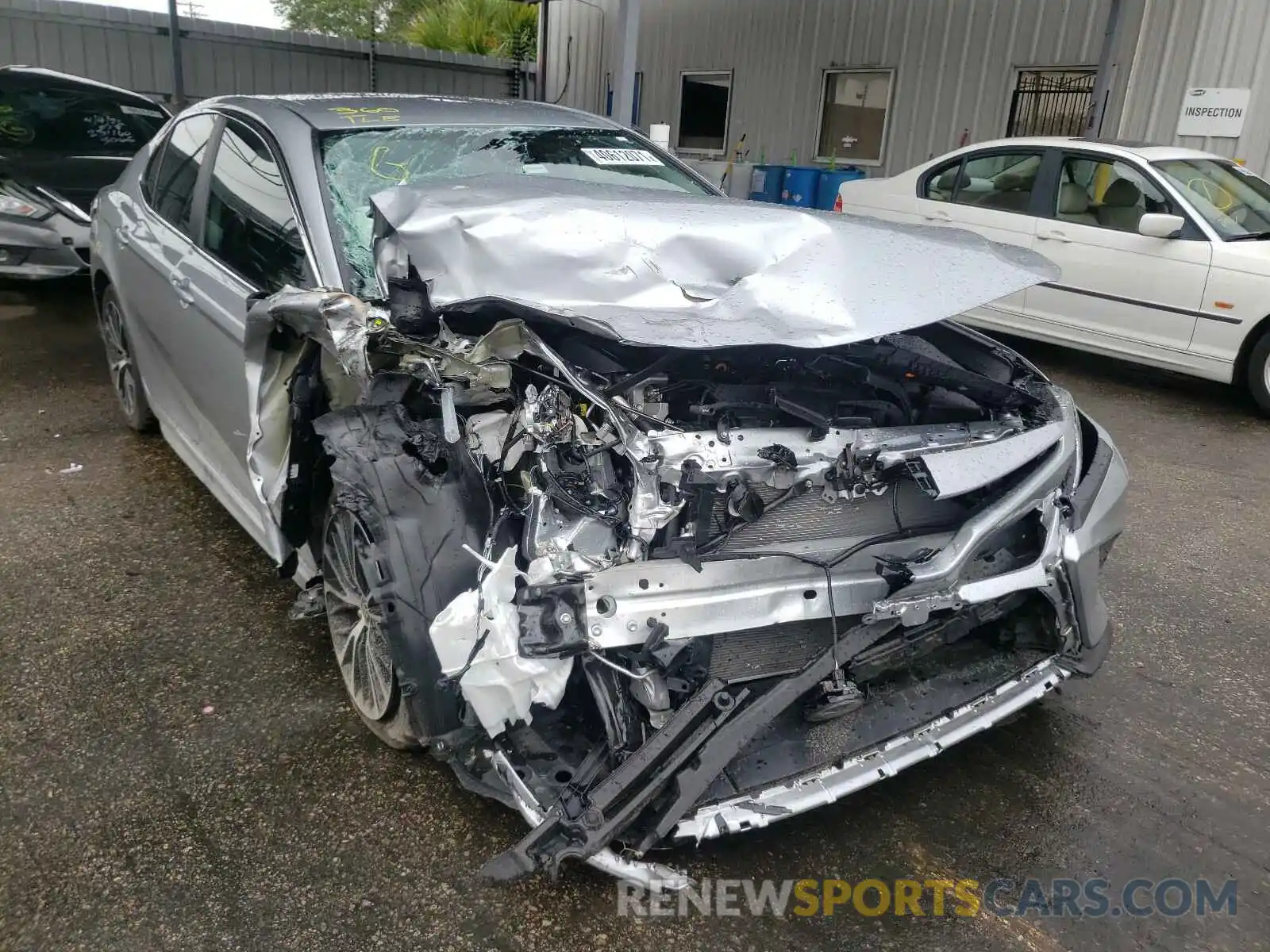 1 Photograph of a damaged car 4T1G11AKXLU961473 TOYOTA CAMRY 2020