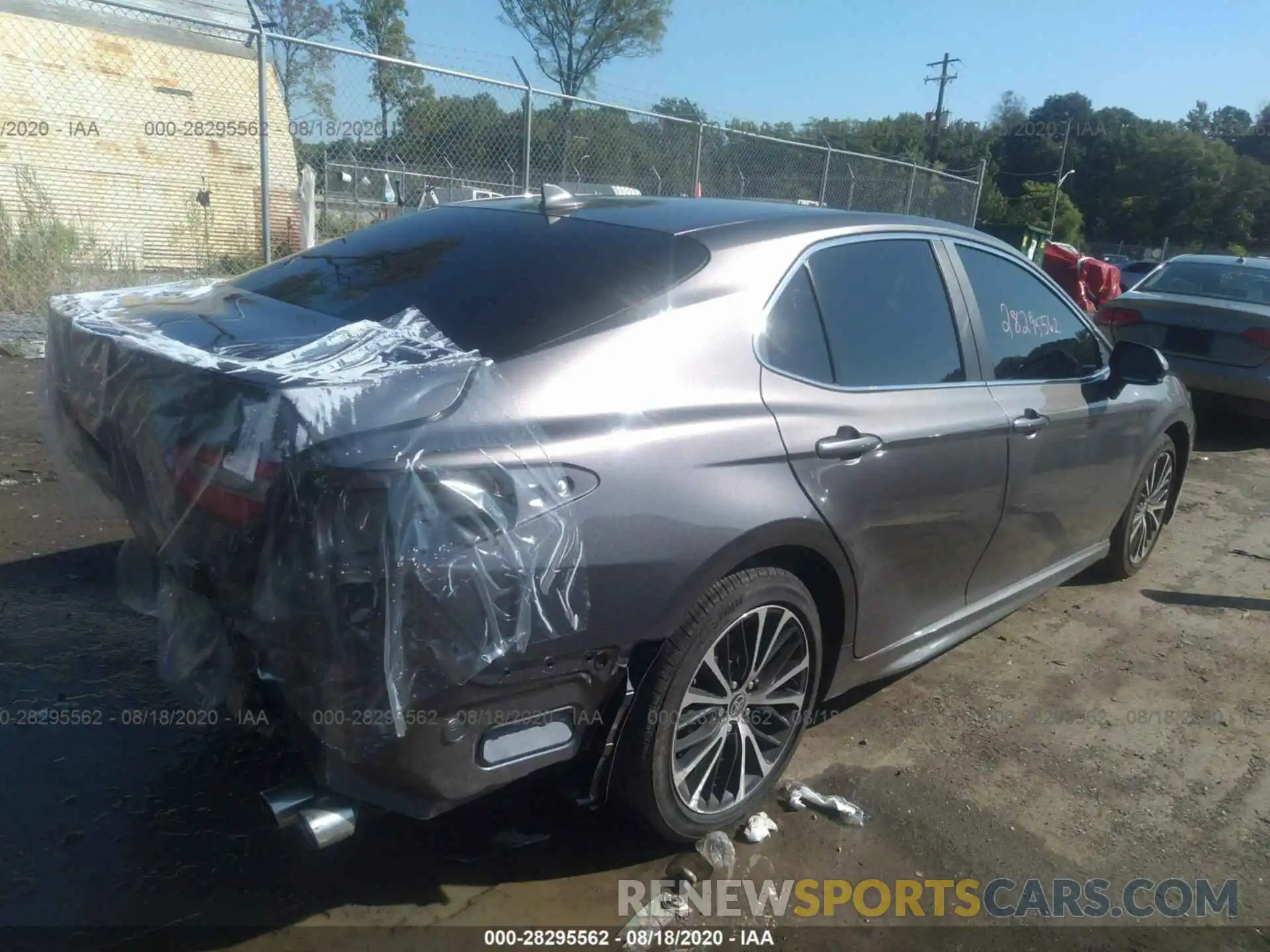 4 Photograph of a damaged car 4T1G11AKXLU961859 TOYOTA CAMRY 2020