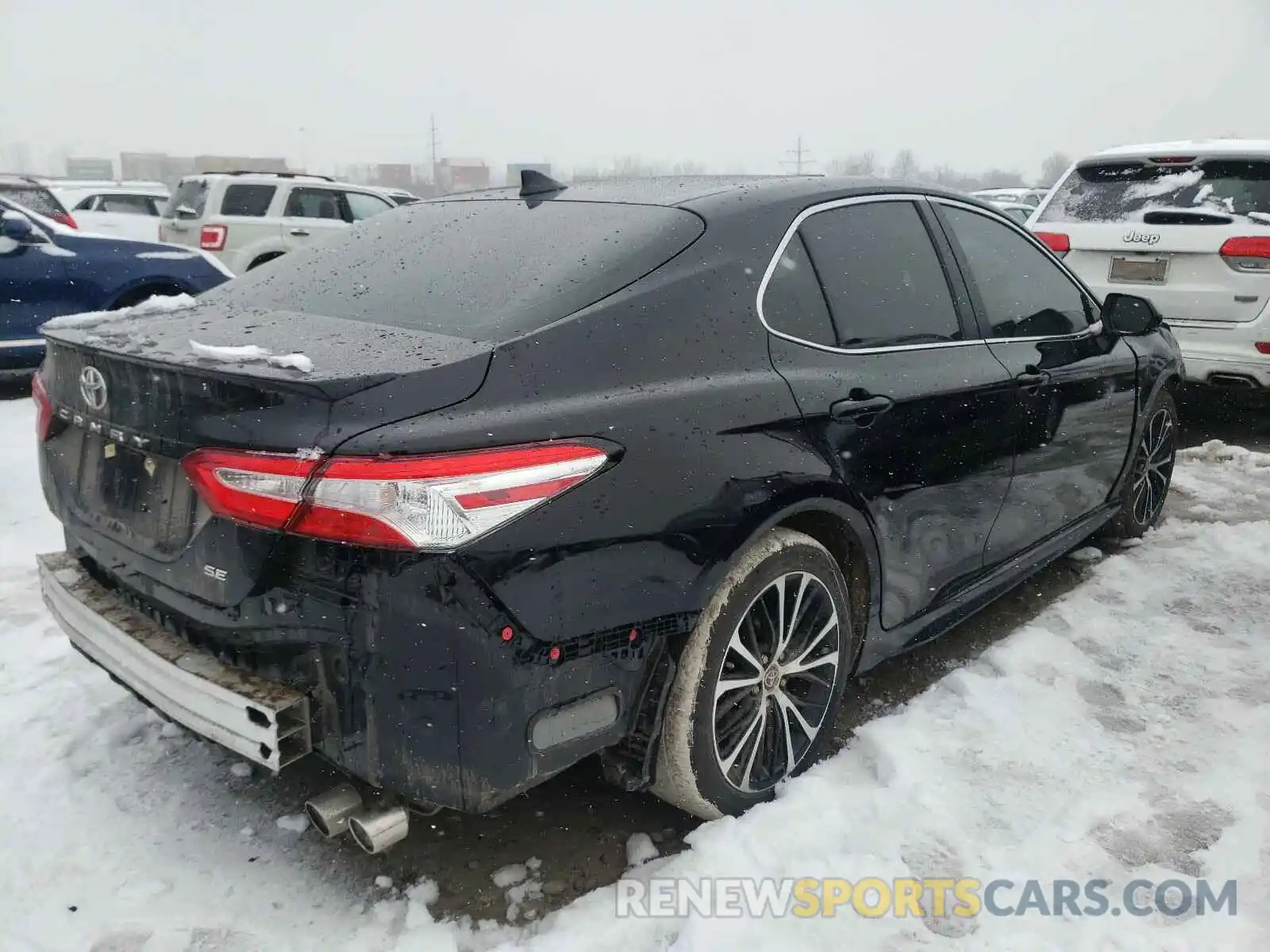 4 Photograph of a damaged car 4T1G11AKXLU963739 TOYOTA CAMRY 2020