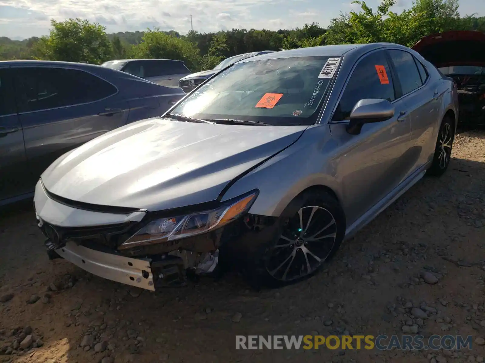 2 Photograph of a damaged car 4T1G11AKXLU967225 TOYOTA CAMRY 2020