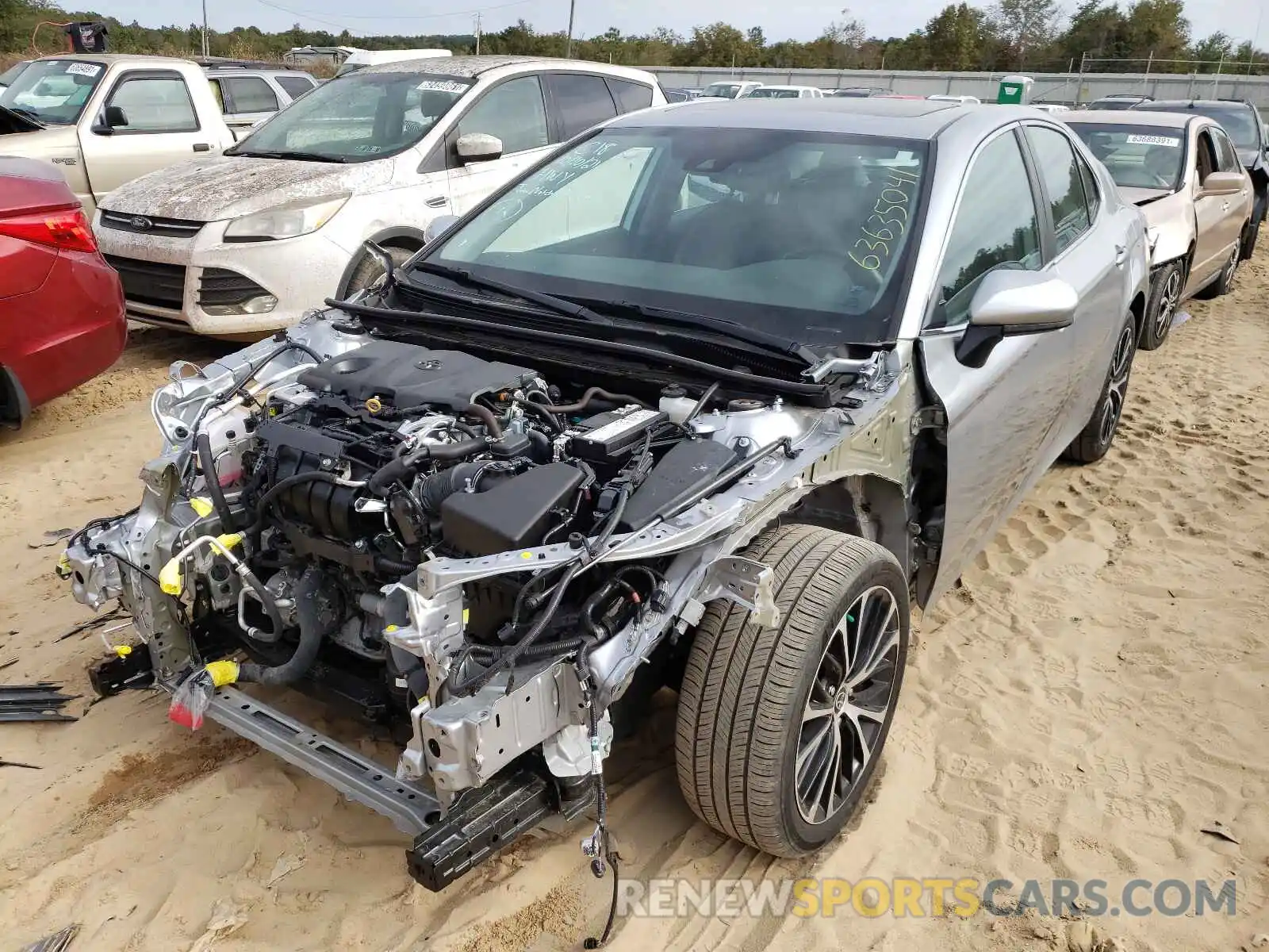 2 Photograph of a damaged car 4T1G11AKXLU967547 TOYOTA CAMRY 2020