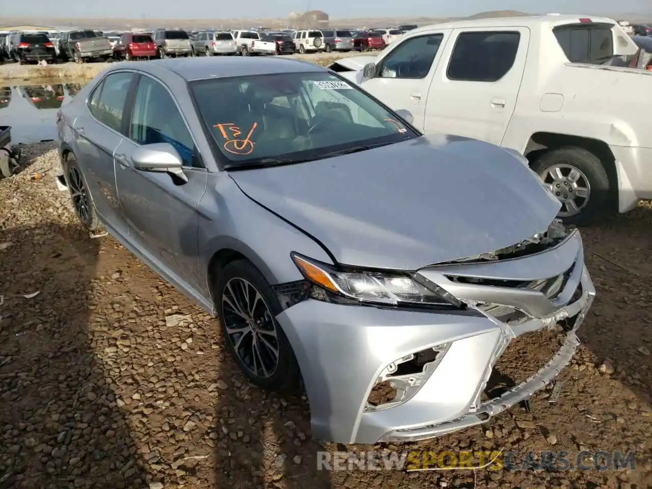 1 Photograph of a damaged car 4T1G11AKXLU967659 TOYOTA CAMRY 2020