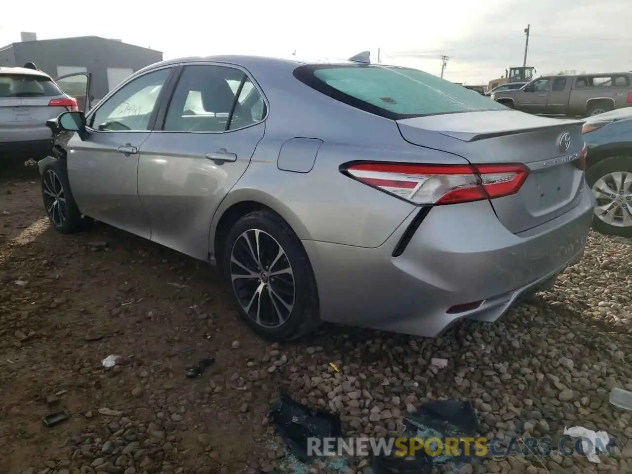 3 Photograph of a damaged car 4T1G11AKXLU967659 TOYOTA CAMRY 2020