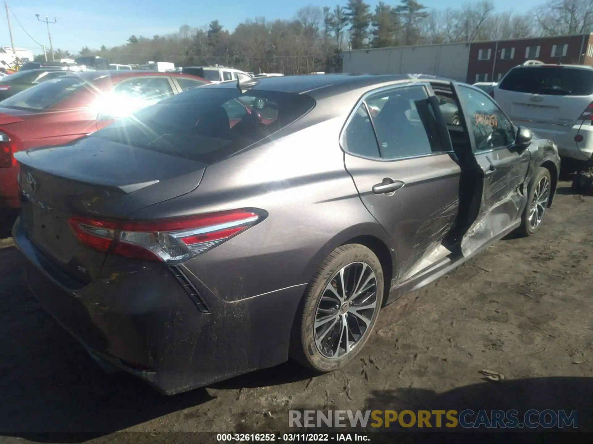 4 Photograph of a damaged car 4T1G11AKXLU969623 TOYOTA CAMRY 2020