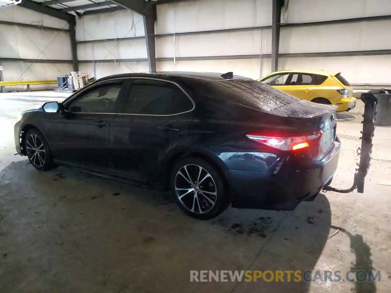 2 Photograph of a damaged car 4T1G11AKXLU970299 TOYOTA CAMRY 2020