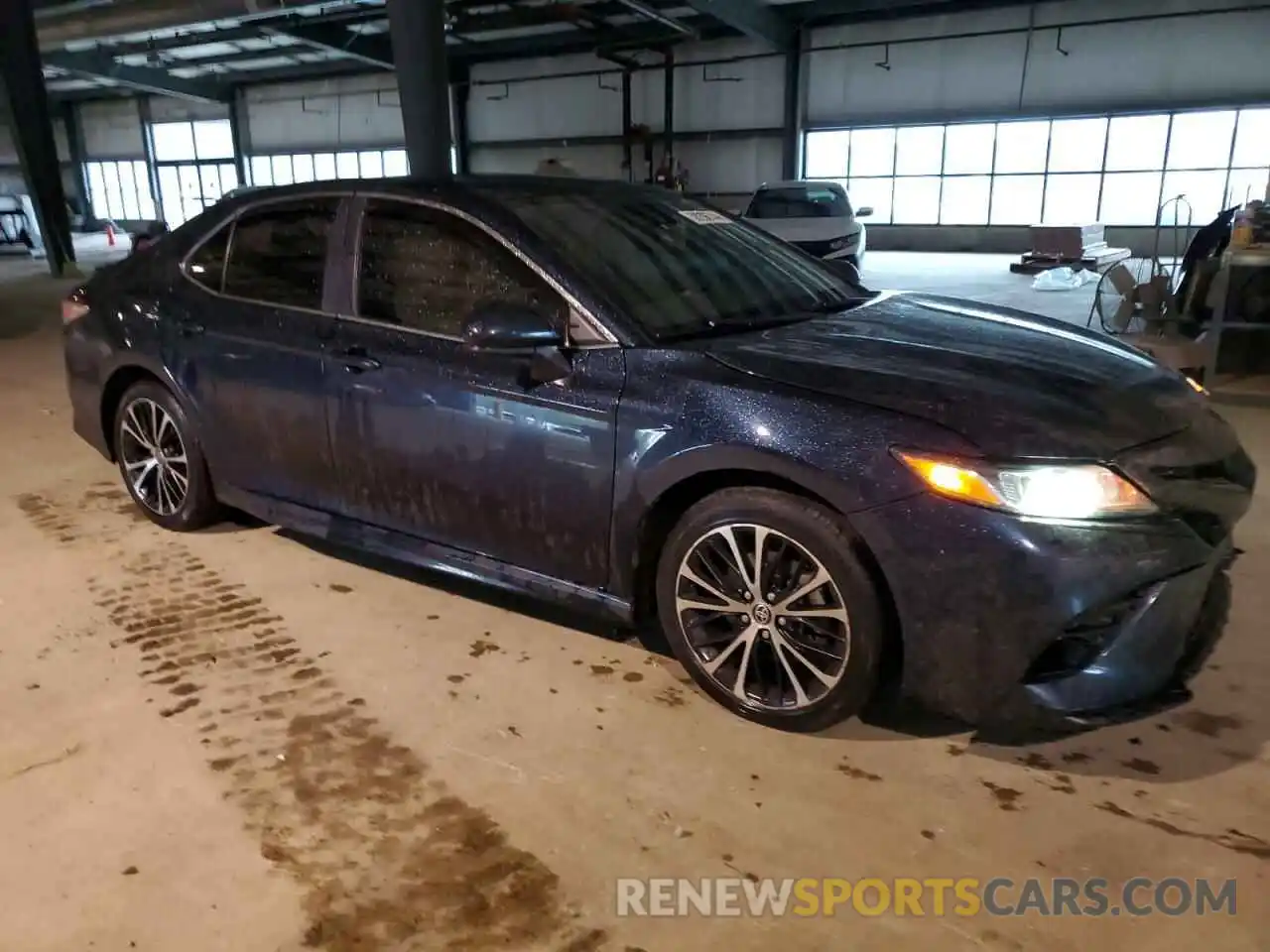 4 Photograph of a damaged car 4T1G11AKXLU970299 TOYOTA CAMRY 2020