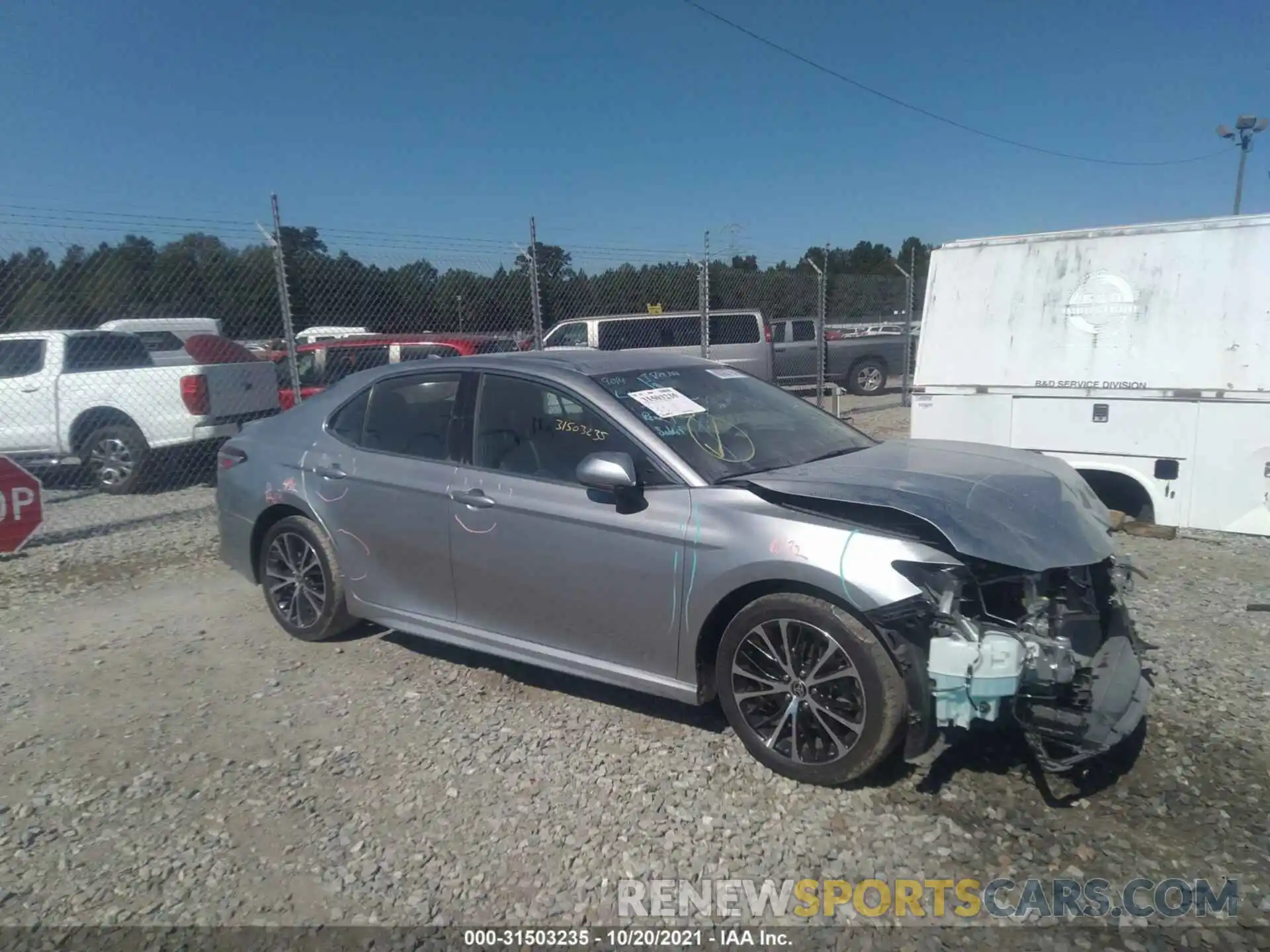 1 Photograph of a damaged car 4T1G11AKXLU972375 TOYOTA CAMRY 2020