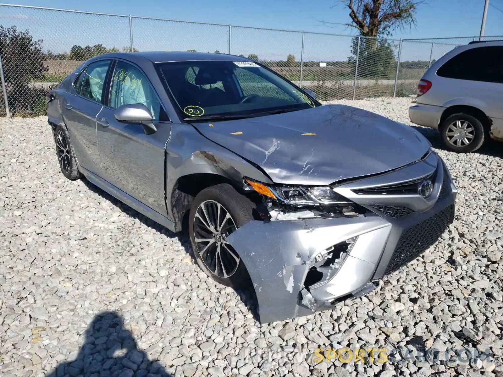 1 Photograph of a damaged car 4T1G11AKXLU973252 TOYOTA CAMRY 2020