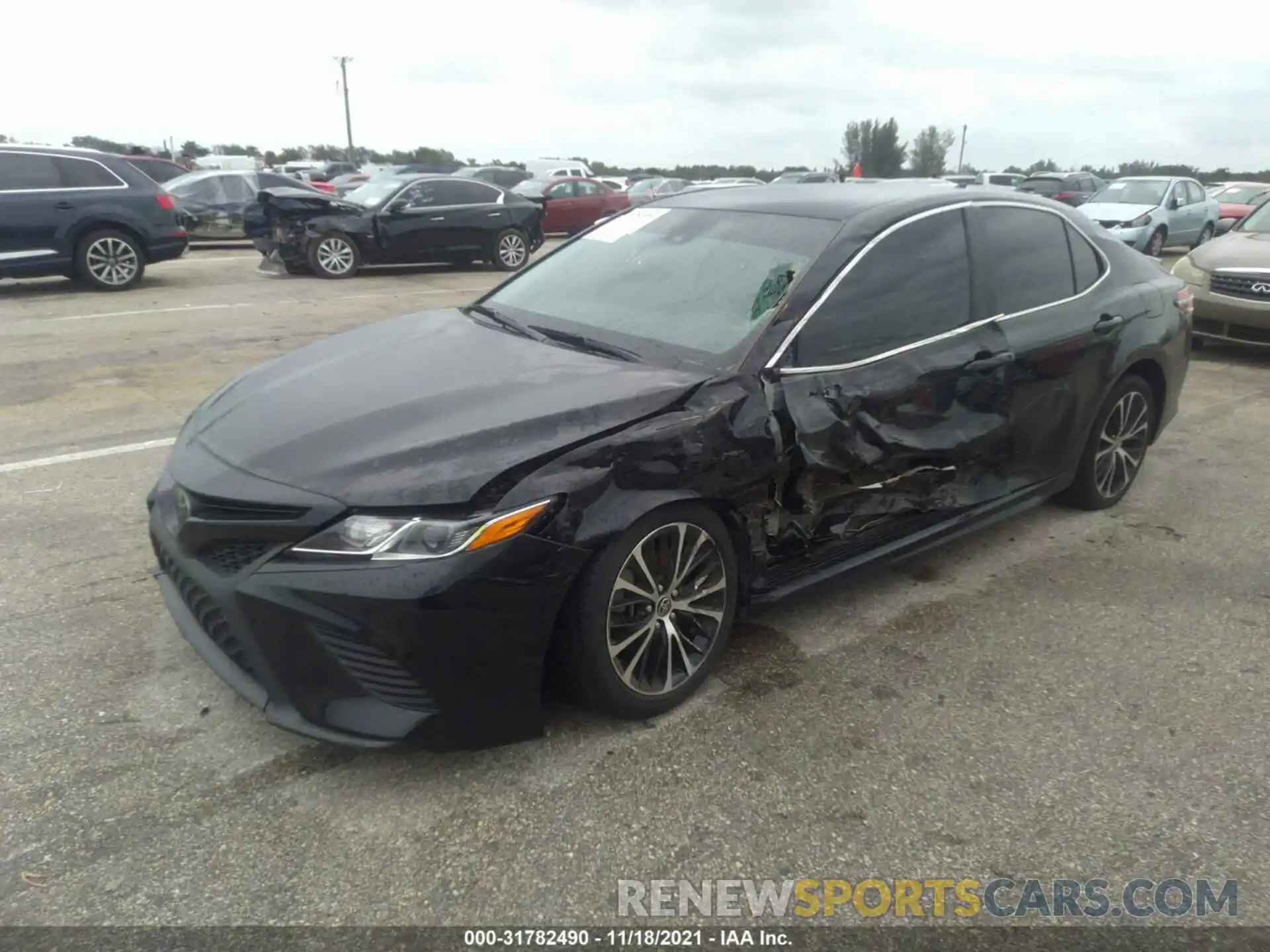 2 Photograph of a damaged car 4T1G11AKXLU976135 TOYOTA CAMRY 2020