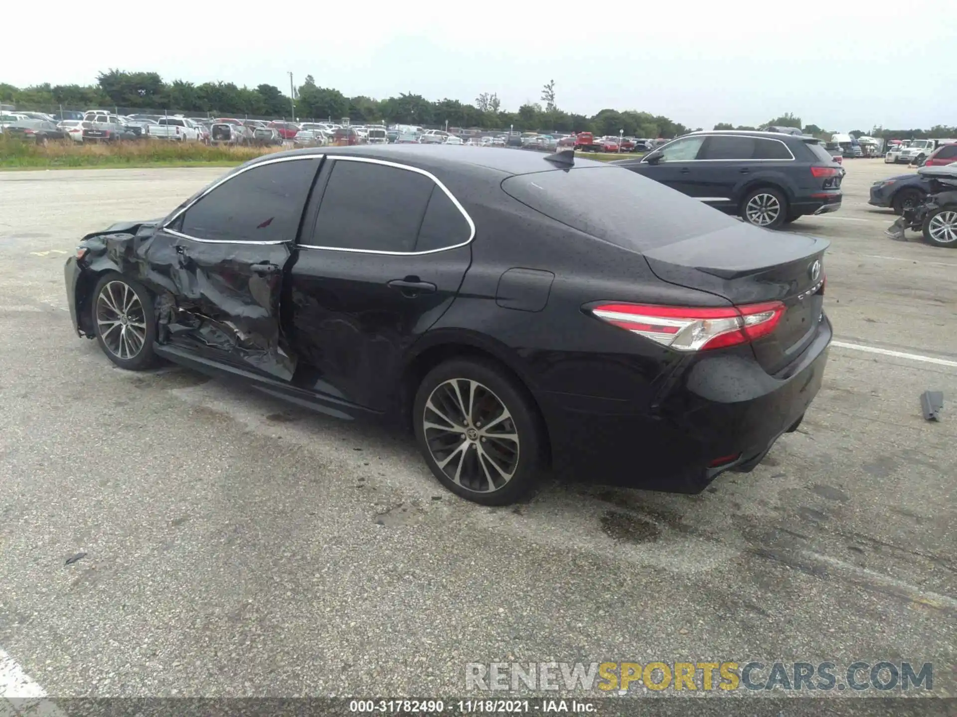 3 Photograph of a damaged car 4T1G11AKXLU976135 TOYOTA CAMRY 2020