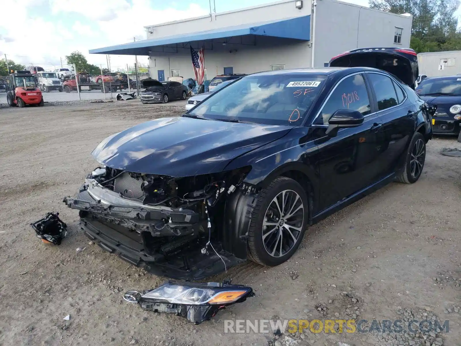 2 Photograph of a damaged car 4T1G11AKXLU982470 TOYOTA CAMRY 2020