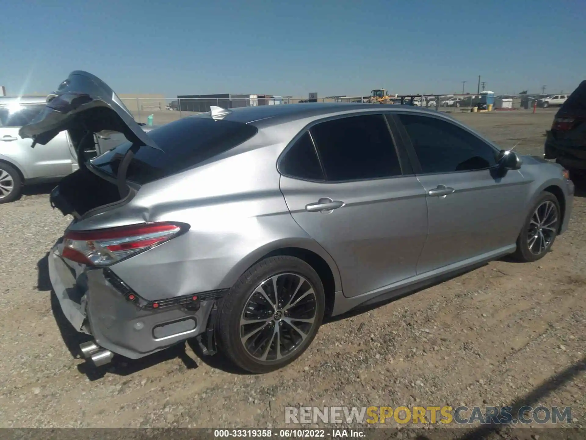 4 Photograph of a damaged car 4T1G11AKXLU987006 TOYOTA CAMRY 2020