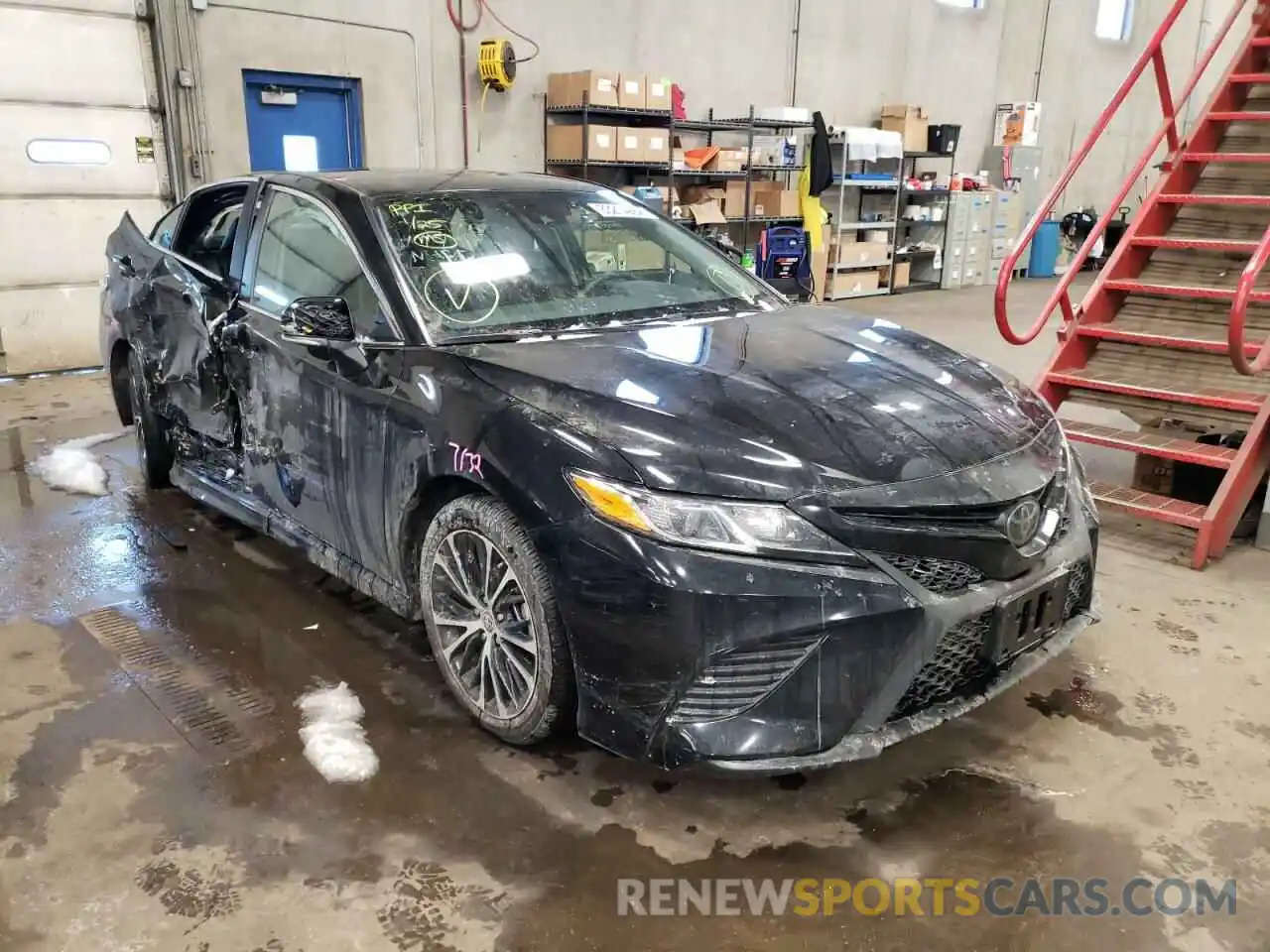 1 Photograph of a damaged car 4T1G11BK0LU007264 TOYOTA CAMRY 2020