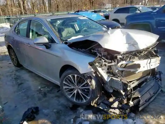 1 Photograph of a damaged car 4T1G11BK1LU013901 TOYOTA CAMRY 2020