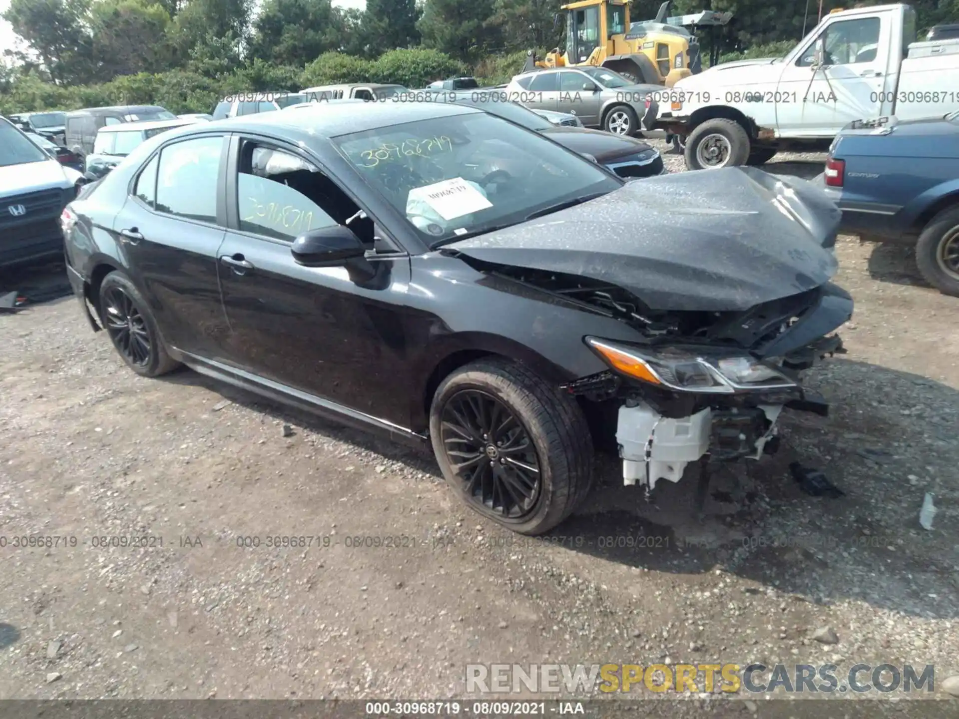 1 Photograph of a damaged car 4T1G11BK1LU018015 TOYOTA CAMRY 2020