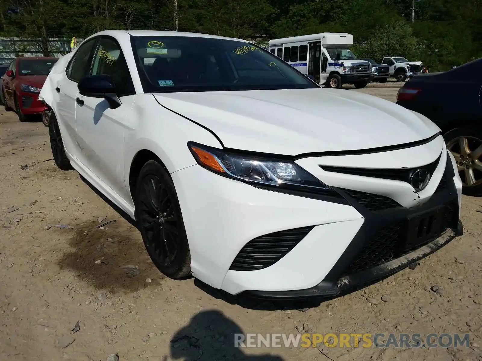 1 Photograph of a damaged car 4T1G11BK2LU002292 TOYOTA CAMRY 2020