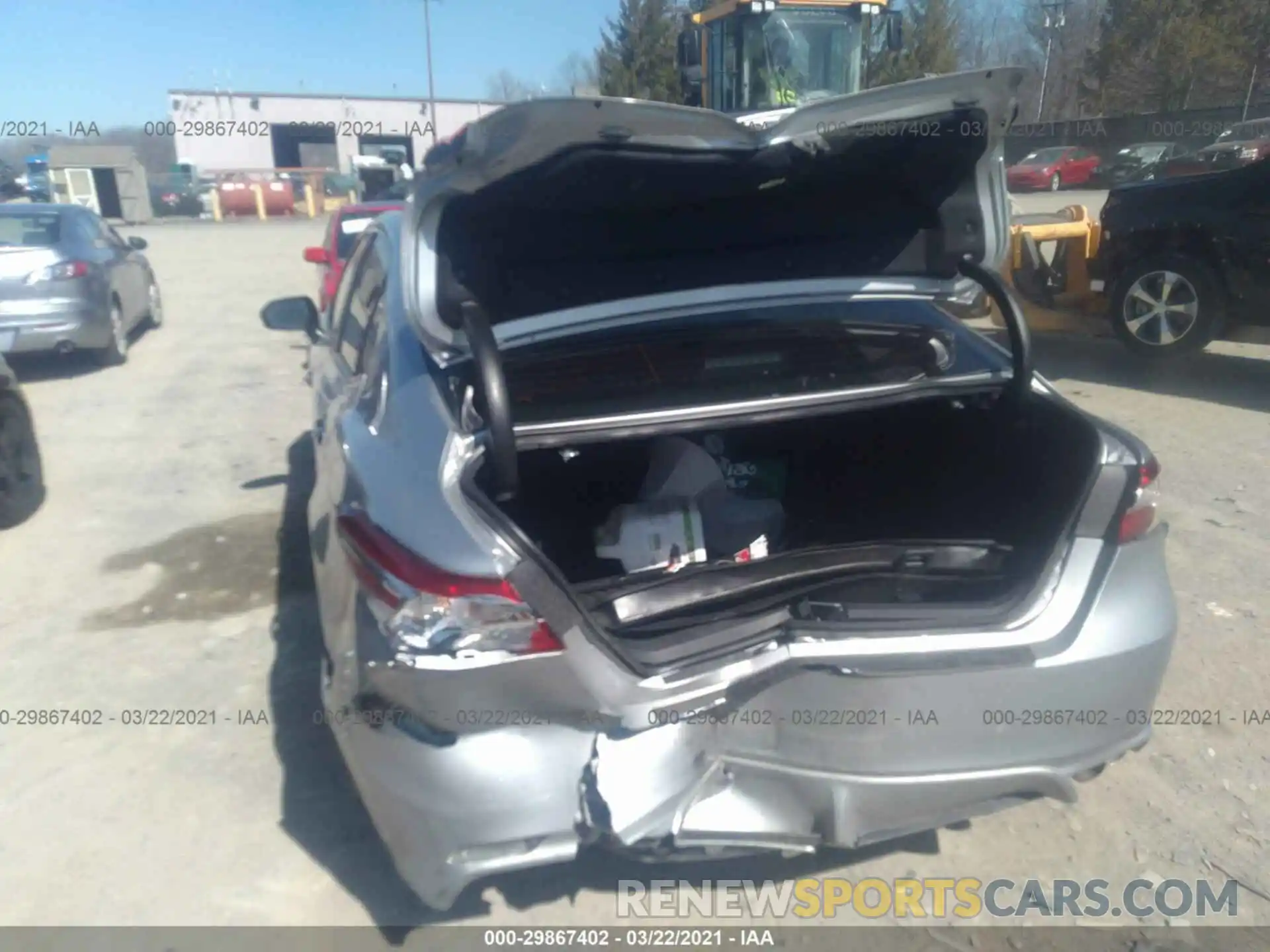 6 Фотография поврежденного автомобиля 4T1G11BK2LU006357 TOYOTA CAMRY 2020