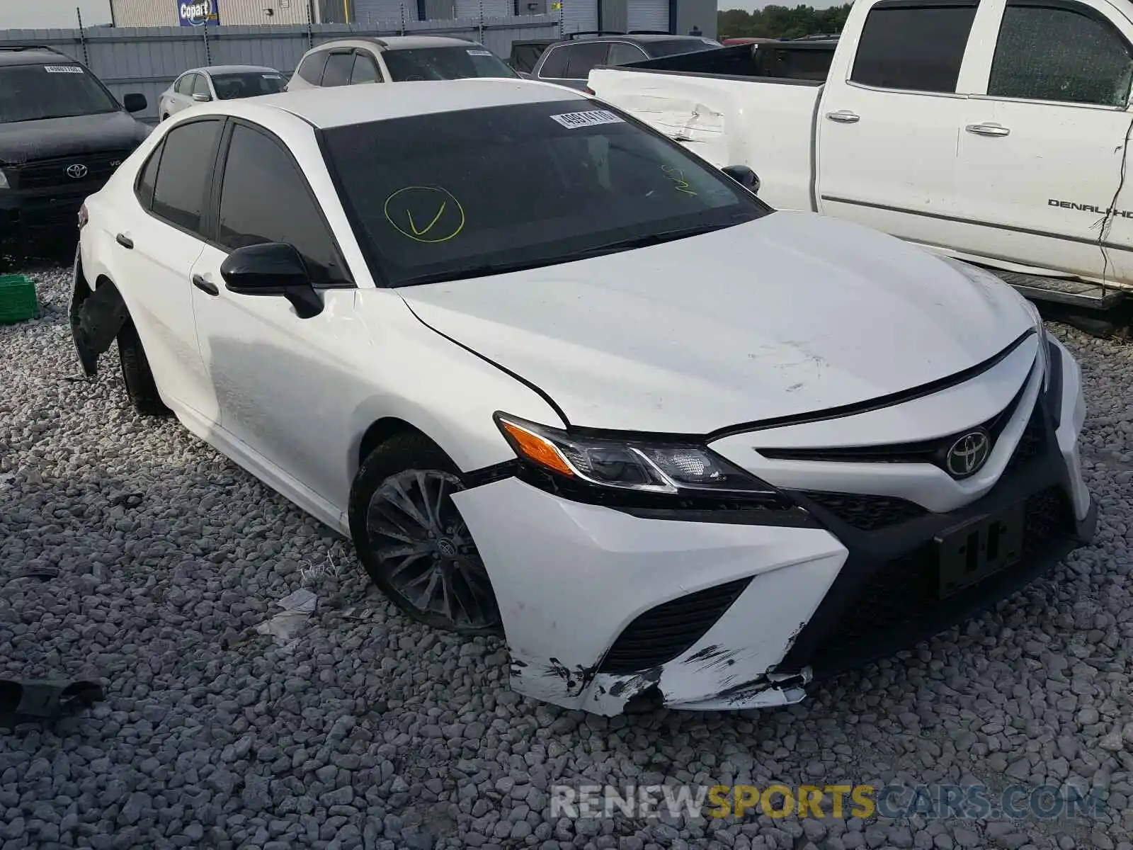 1 Photograph of a damaged car 4T1G11BK2LU007864 TOYOTA CAMRY 2020