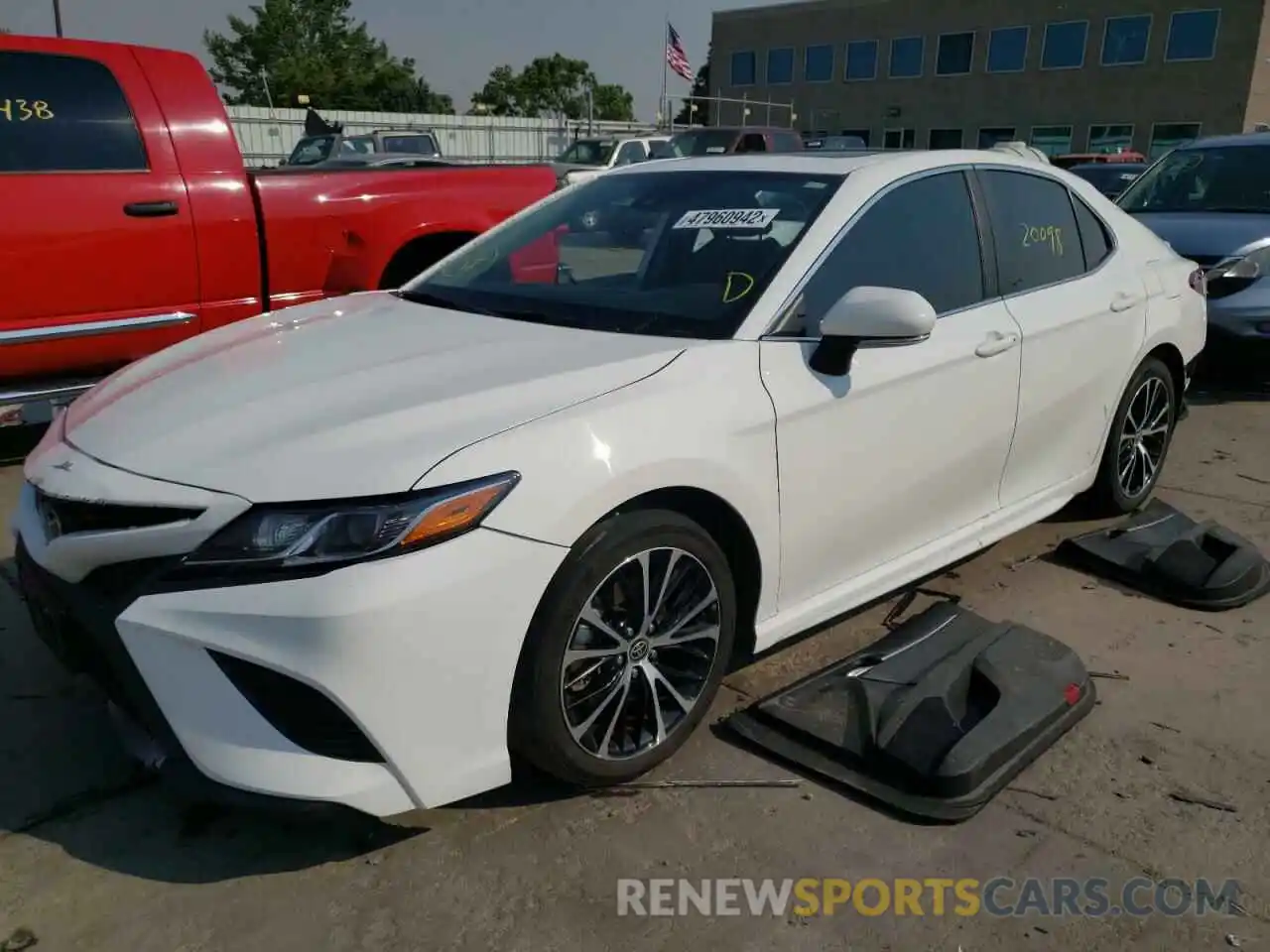 2 Photograph of a damaged car 4T1G11BK2LU013714 TOYOTA CAMRY 2020