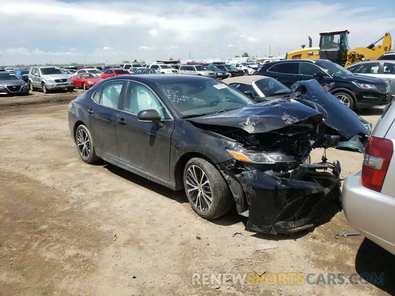 1 Photograph of a damaged car 4T1G11BK2LU013812 TOYOTA CAMRY 2020