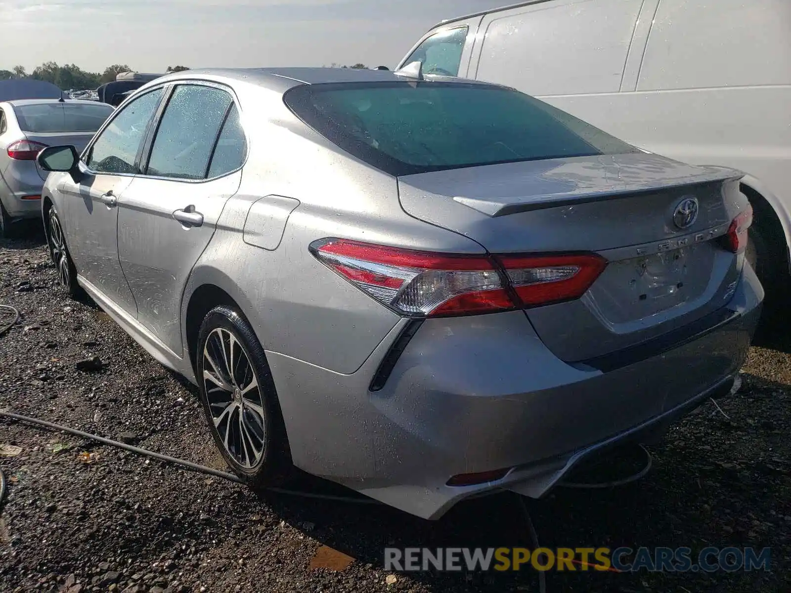 3 Photograph of a damaged car 4T1G11BK2LU013924 TOYOTA CAMRY 2020