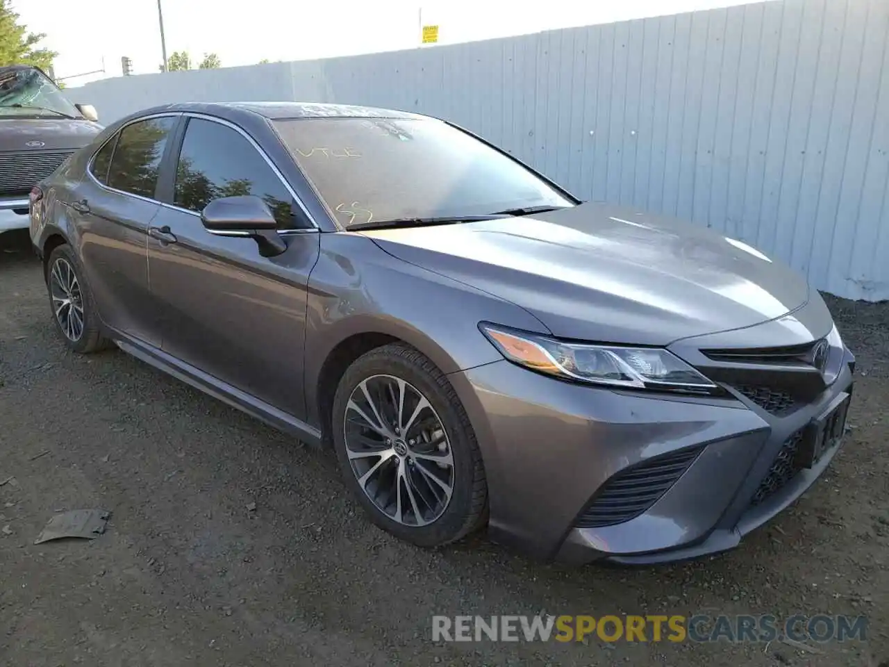 1 Photograph of a damaged car 4T1G11BK2LU014328 TOYOTA CAMRY 2020