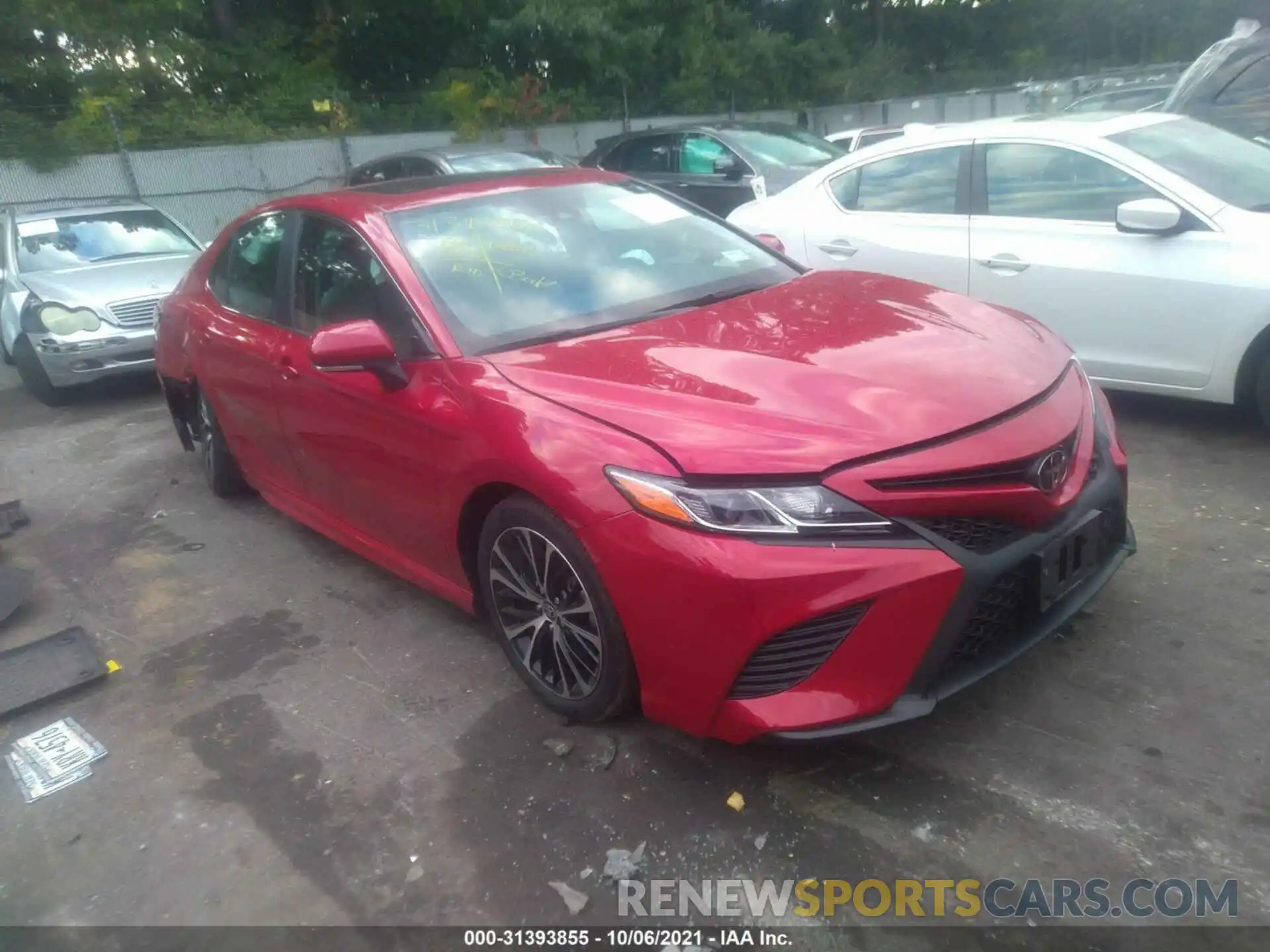 1 Photograph of a damaged car 4T1G11BK3LU007632 TOYOTA CAMRY 2020