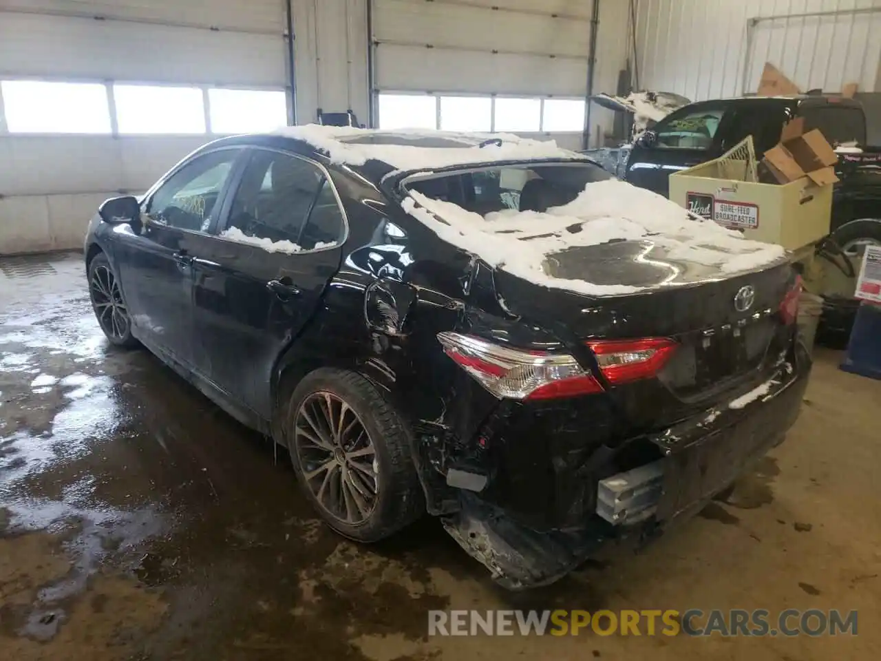 3 Photograph of a damaged car 4T1G11BK3LU015519 TOYOTA CAMRY 2020