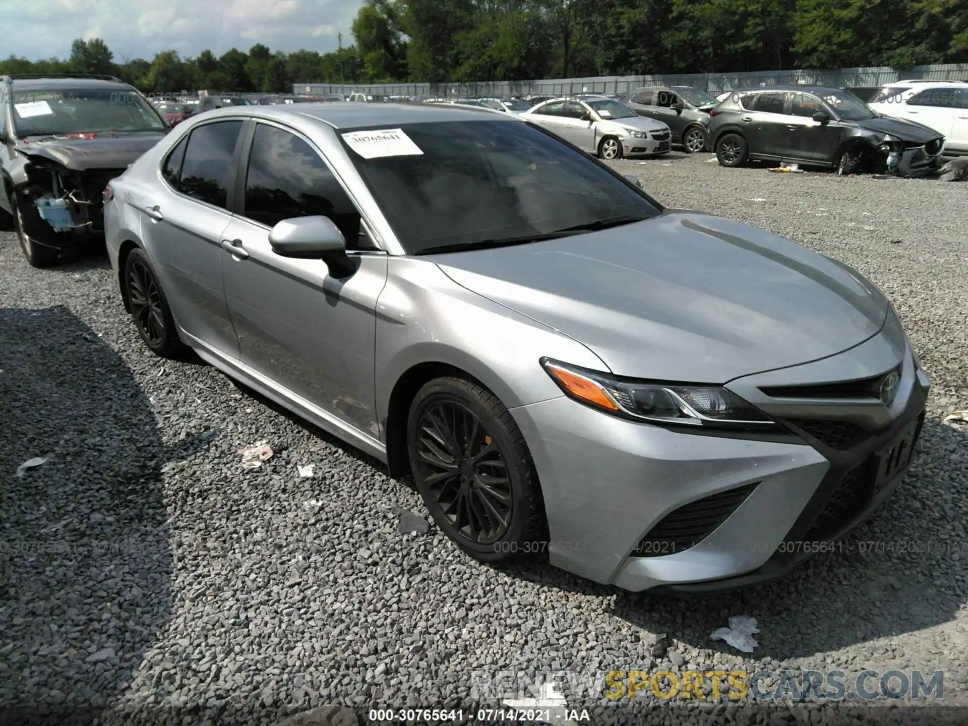 1 Photograph of a damaged car 4T1G11BK3LU016508 TOYOTA CAMRY 2020