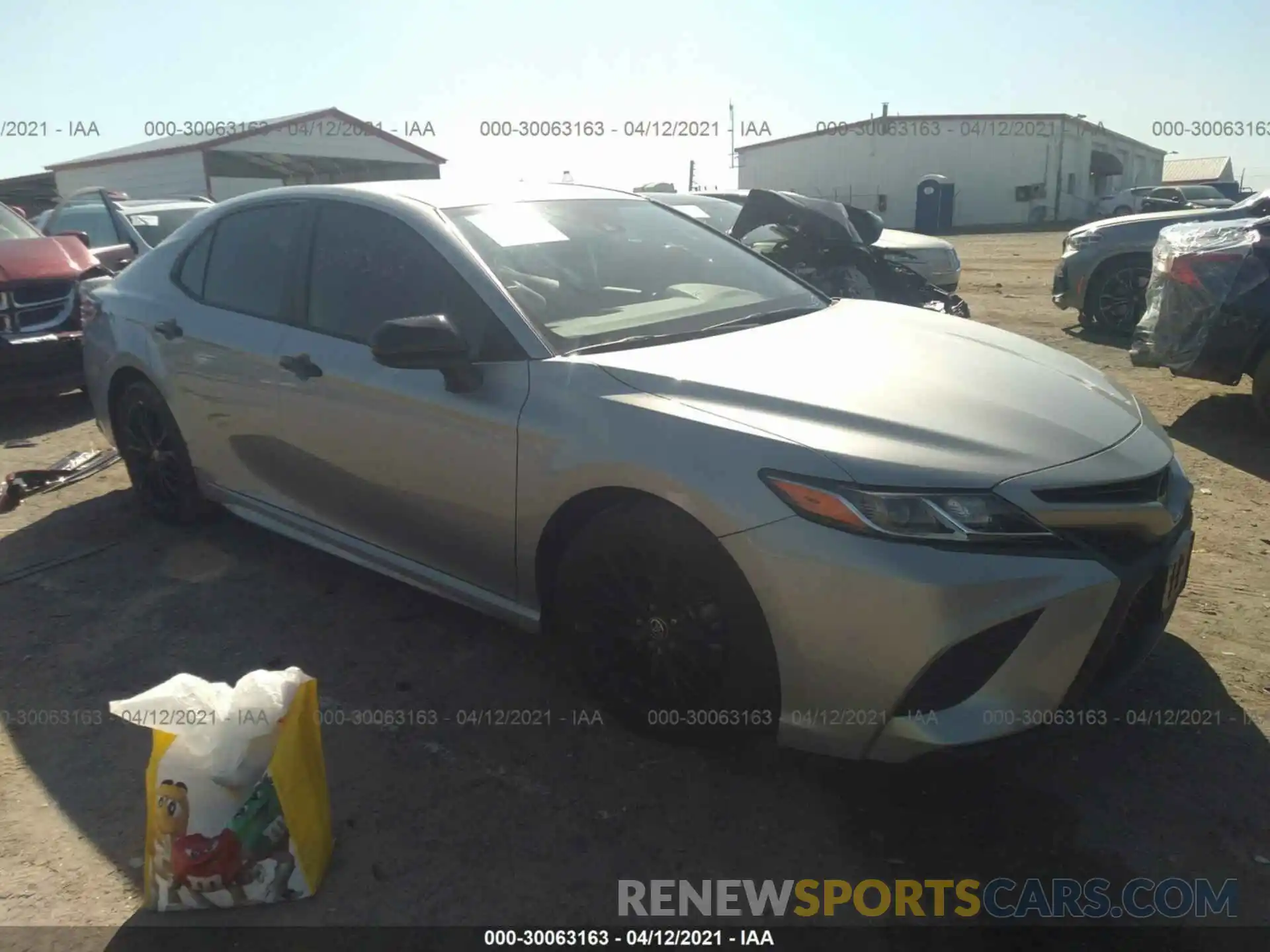 1 Photograph of a damaged car 4T1G11BK4LU003346 TOYOTA CAMRY 2020