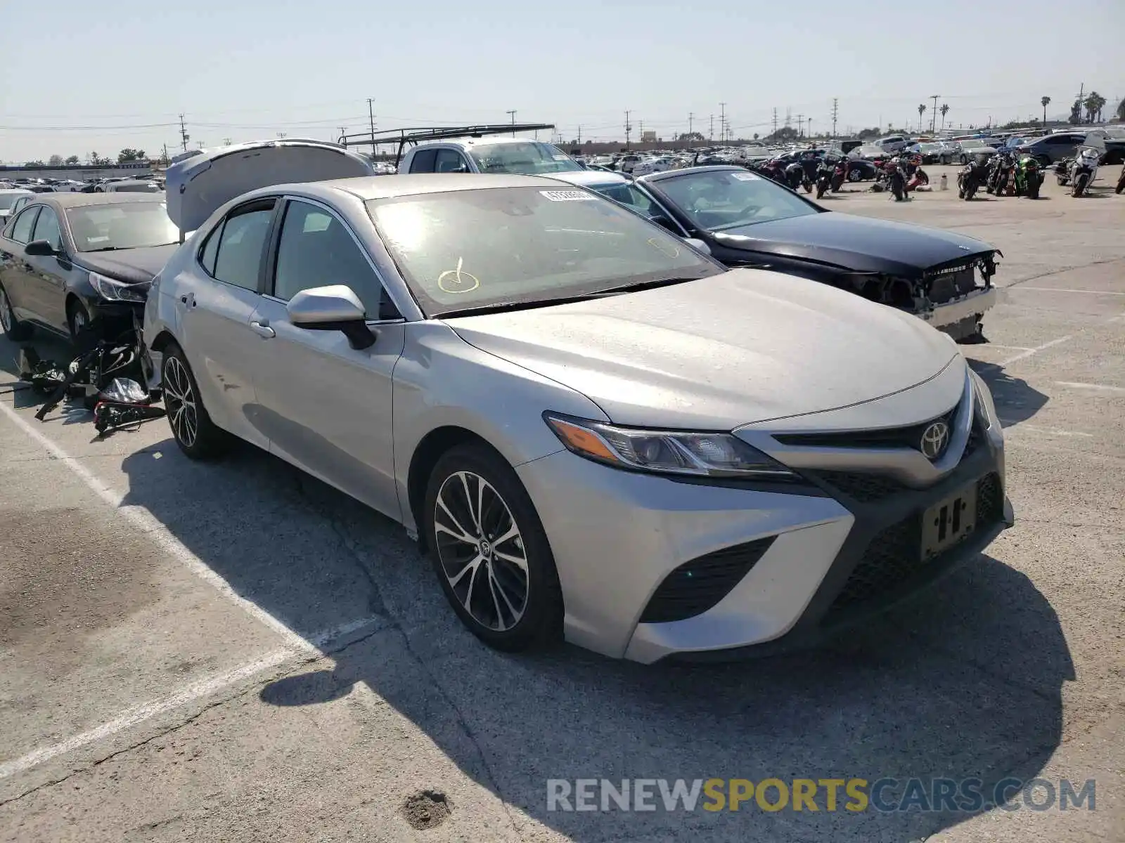 1 Photograph of a damaged car 4T1G11BK4LU009907 TOYOTA CAMRY 2020