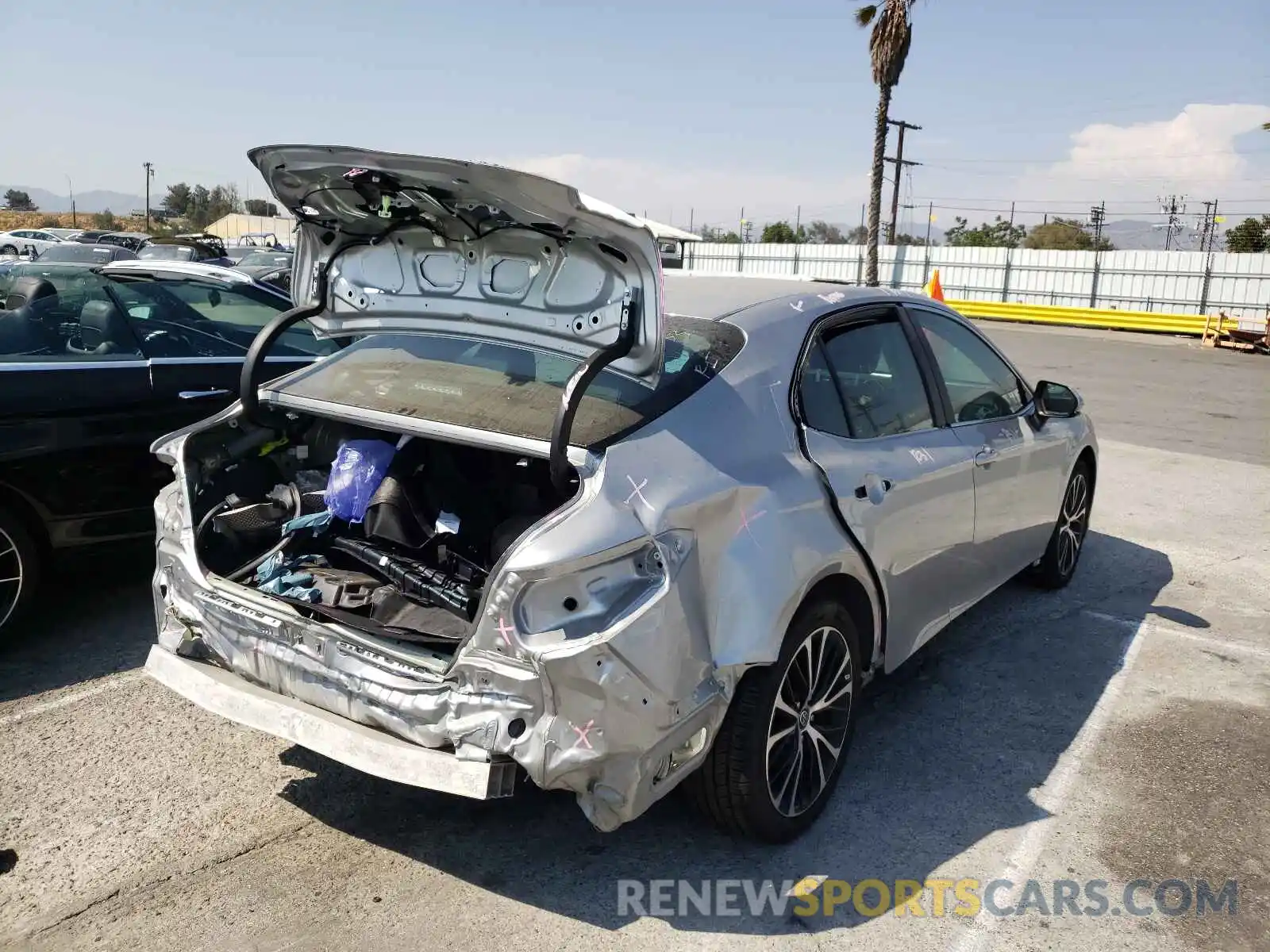 4 Photograph of a damaged car 4T1G11BK4LU009907 TOYOTA CAMRY 2020