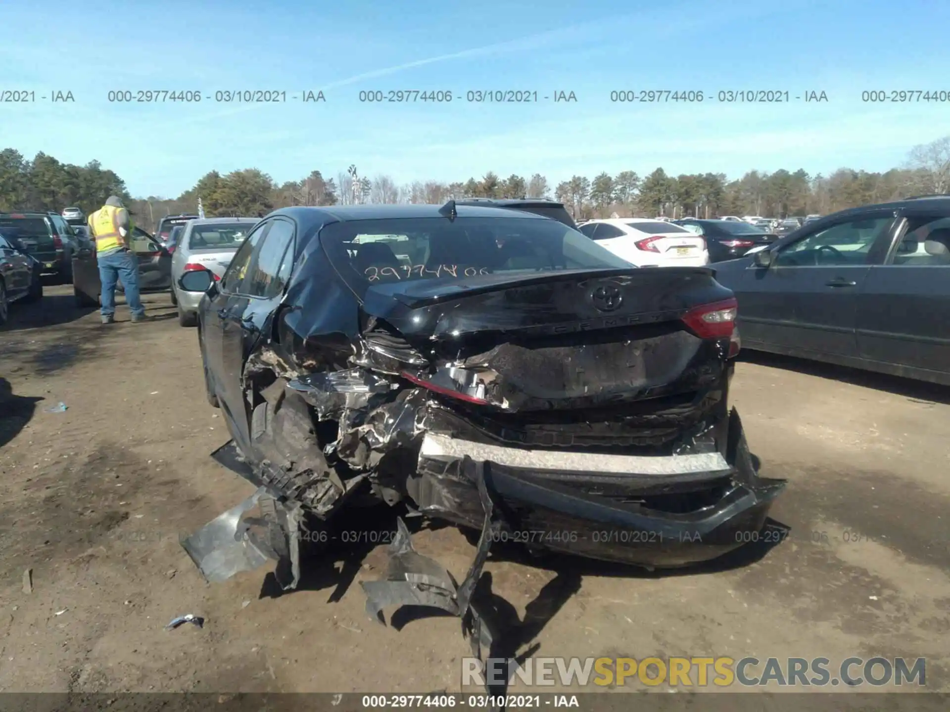 6 Photograph of a damaged car 4T1G11BK5LU003498 TOYOTA CAMRY 2020