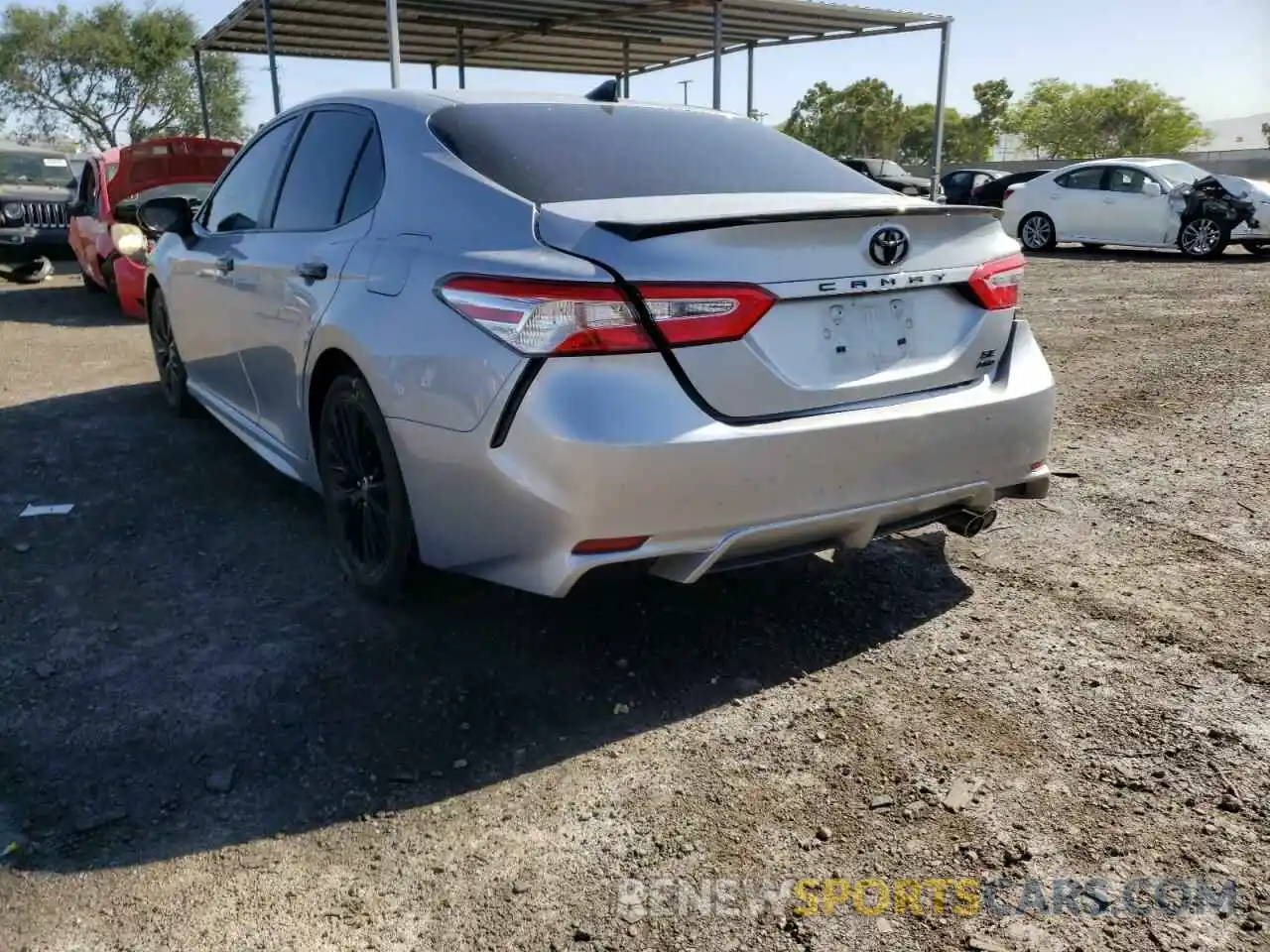 3 Photograph of a damaged car 4T1G11BK5LU005607 TOYOTA CAMRY 2020