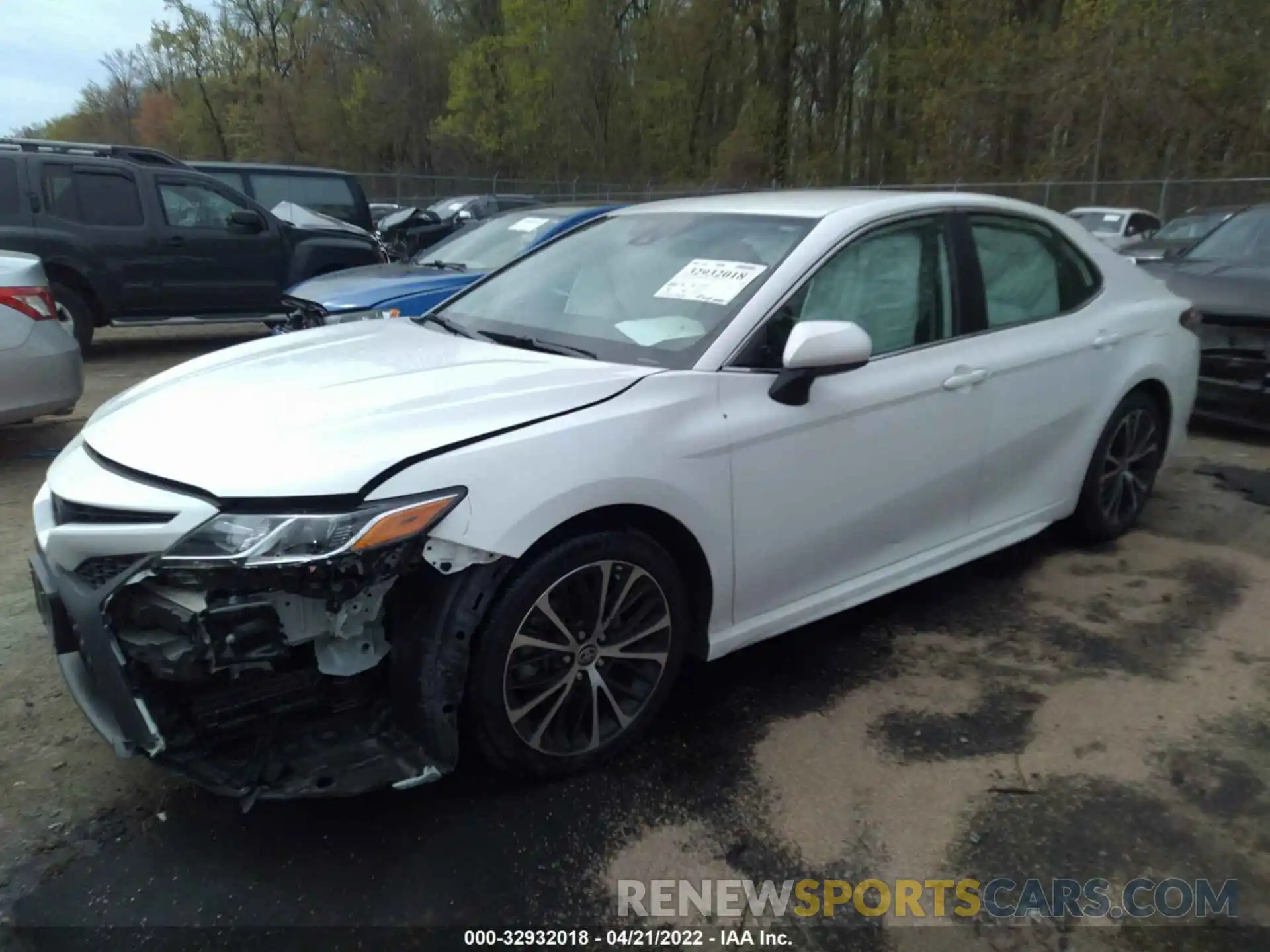 2 Photograph of a damaged car 4T1G11BK5LU008989 TOYOTA CAMRY 2020