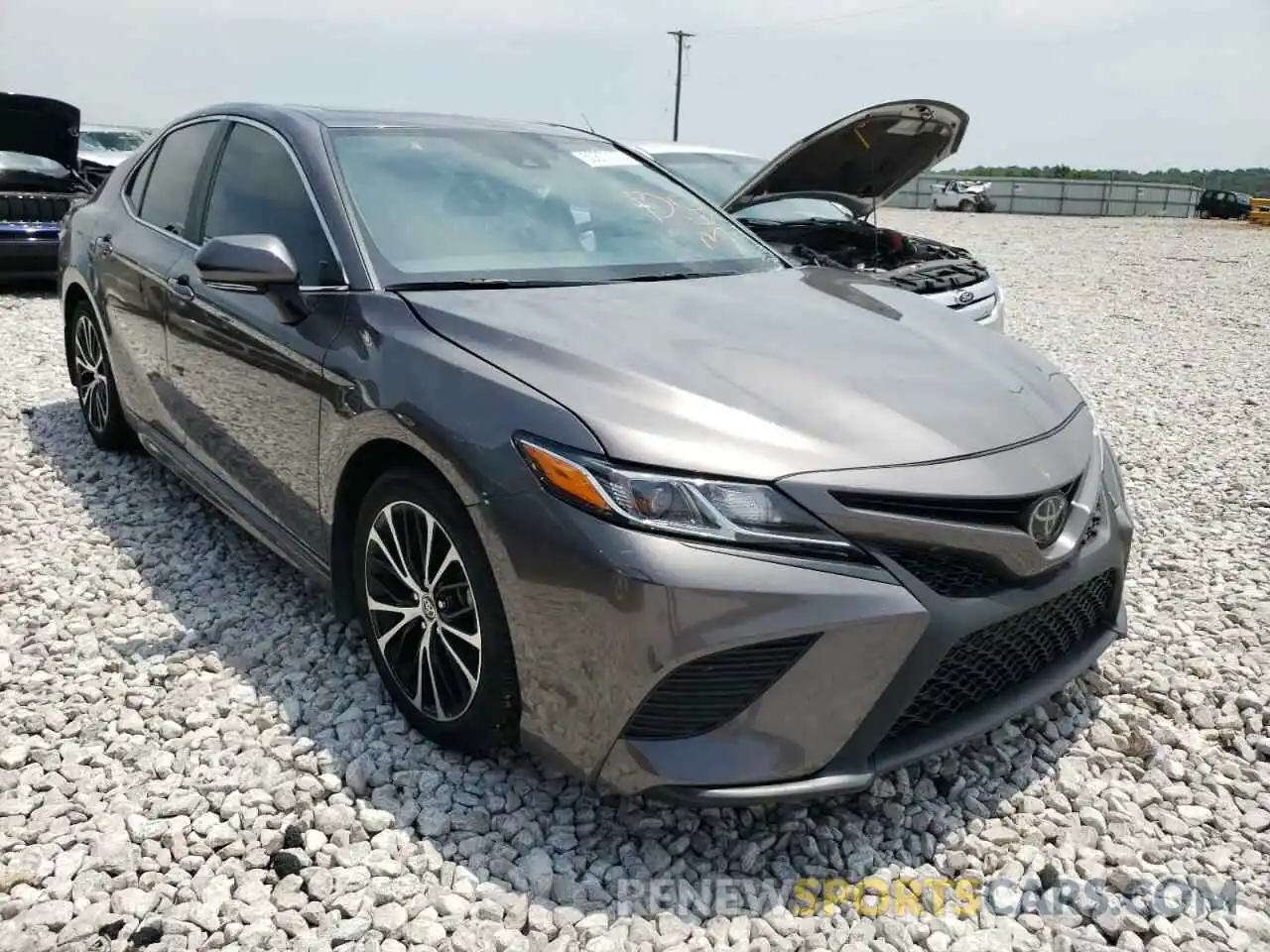 1 Photograph of a damaged car 4T1G11BK6LU003039 TOYOTA CAMRY 2020