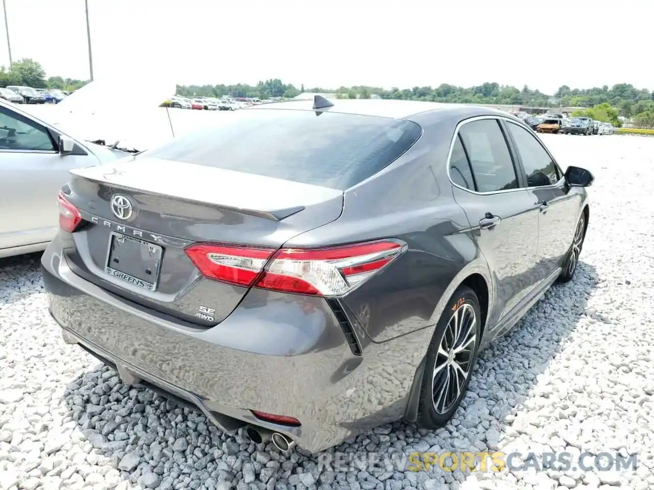 4 Photograph of a damaged car 4T1G11BK6LU003039 TOYOTA CAMRY 2020