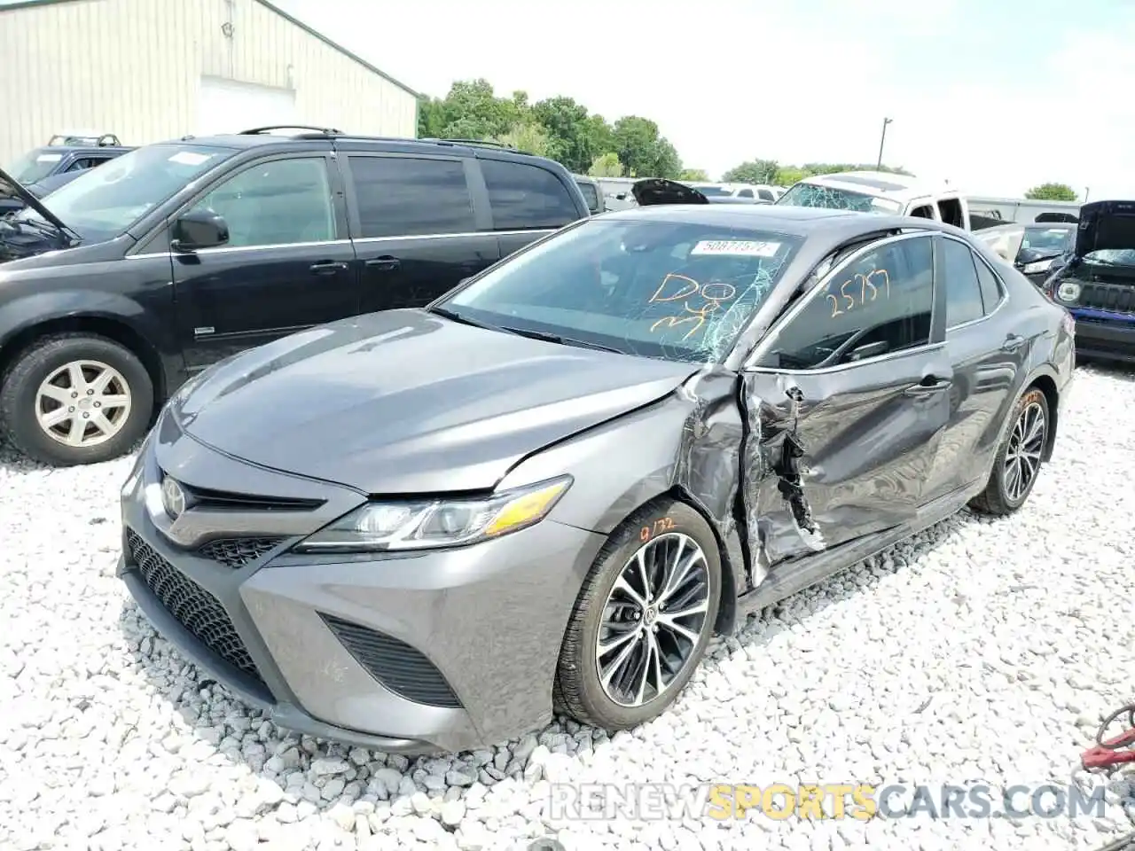 9 Photograph of a damaged car 4T1G11BK6LU003039 TOYOTA CAMRY 2020