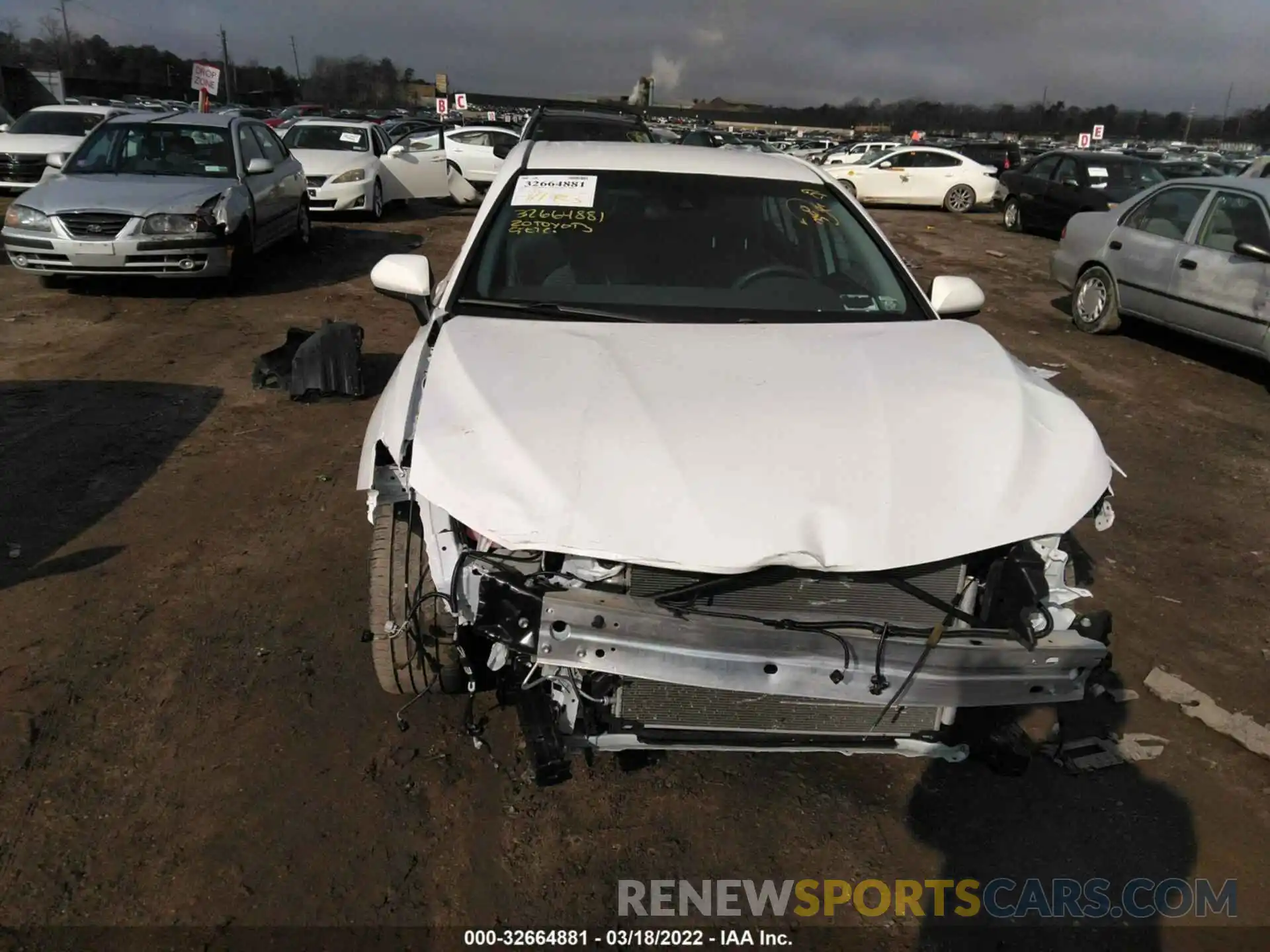 6 Photograph of a damaged car 4T1G11BK6LU006586 TOYOTA CAMRY 2020