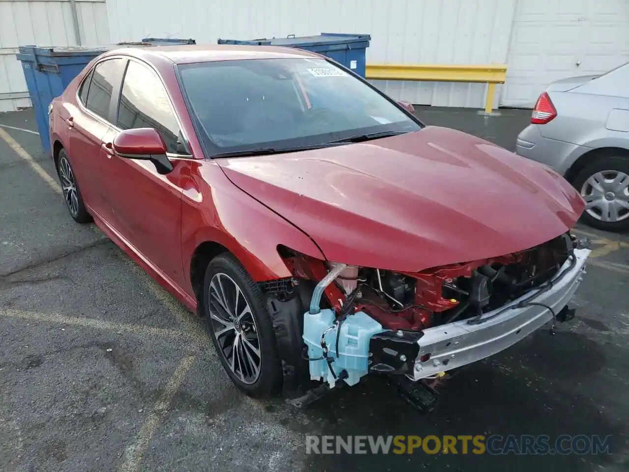 1 Photograph of a damaged car 4T1G11BK6LU014428 TOYOTA CAMRY 2020